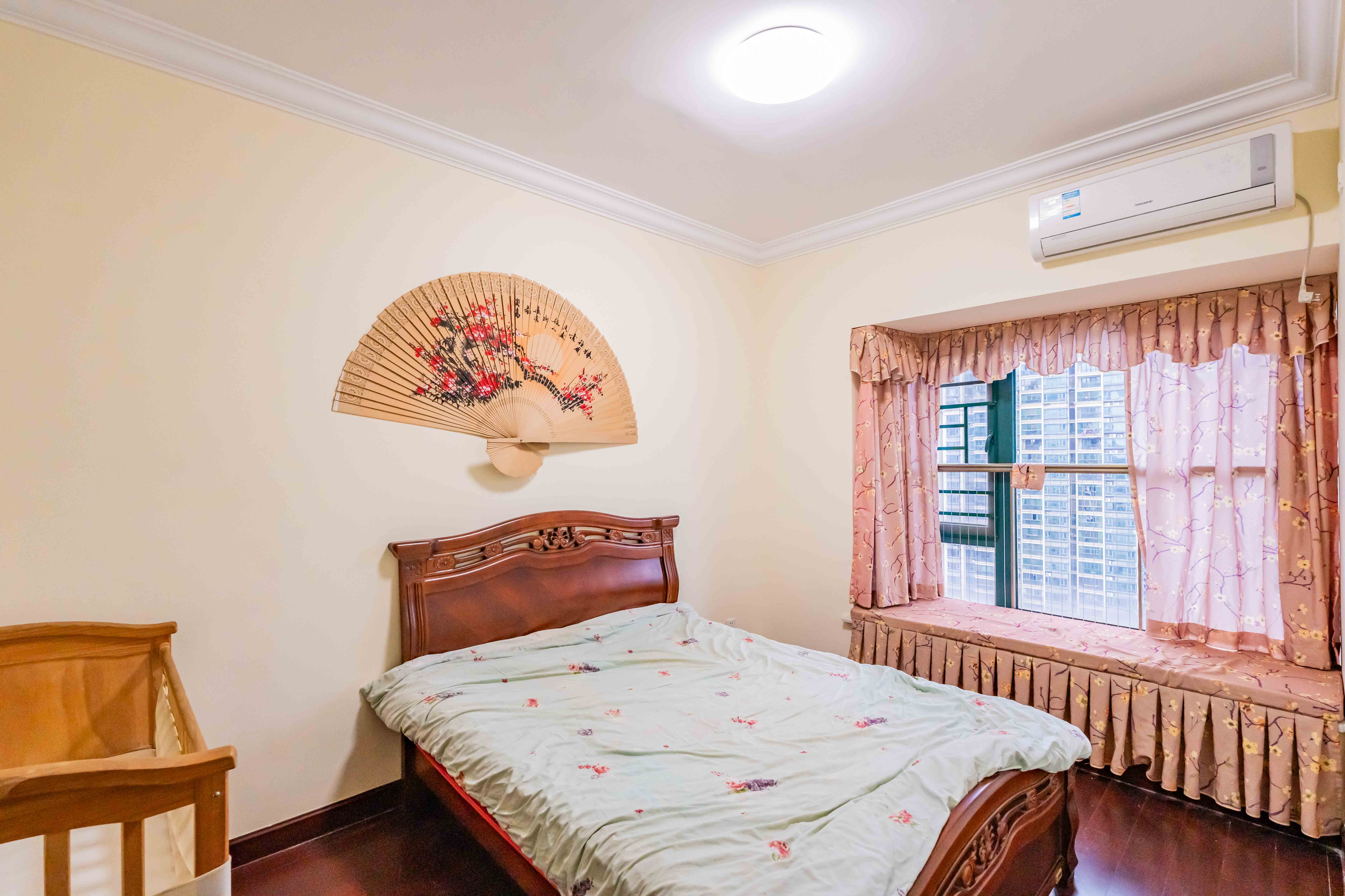 恒大雅苑  3室2厅1卫    113.0万卧室