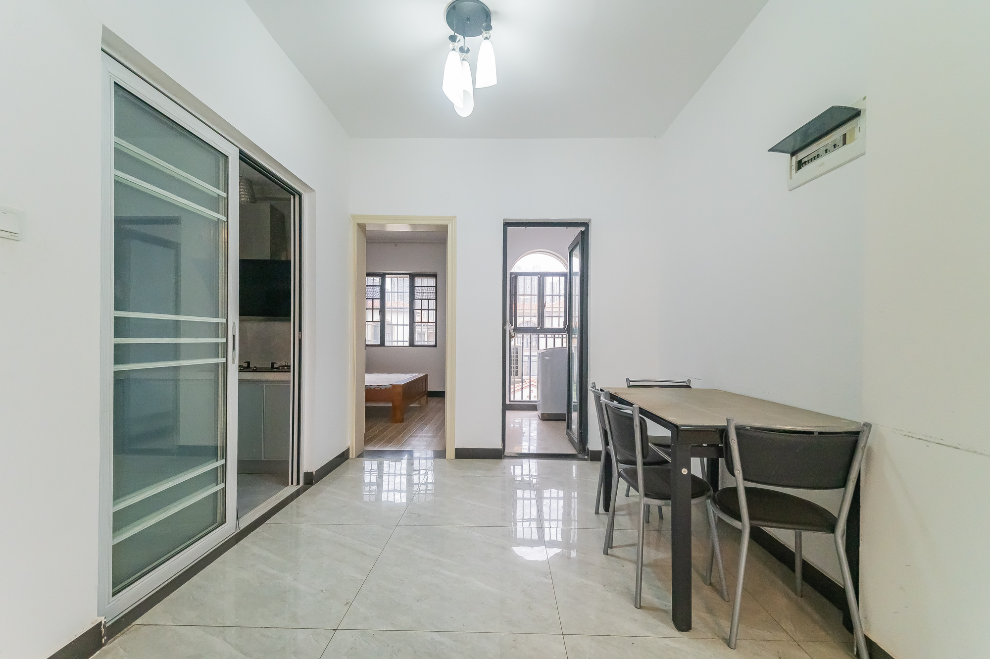 鹏基诺亚山林 3室2厅1卫 59.8万 鹏基诺亚山林 3室2厅1卫 59.8万其他