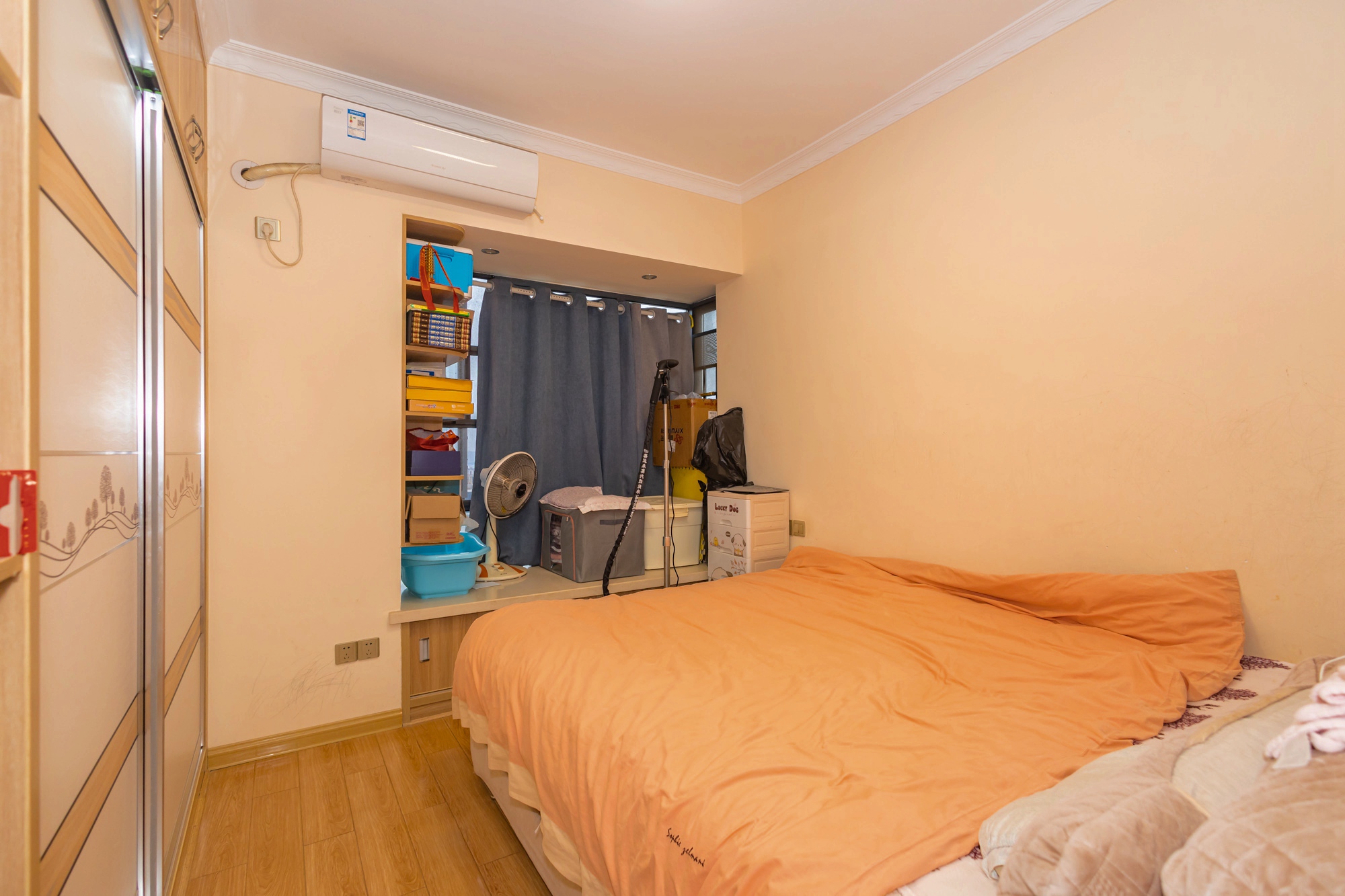 恒基凯旋门三期  2室2厅1卫    64.8万 恒基凯旋门三期  2室2厅1卫    64.8万卧室