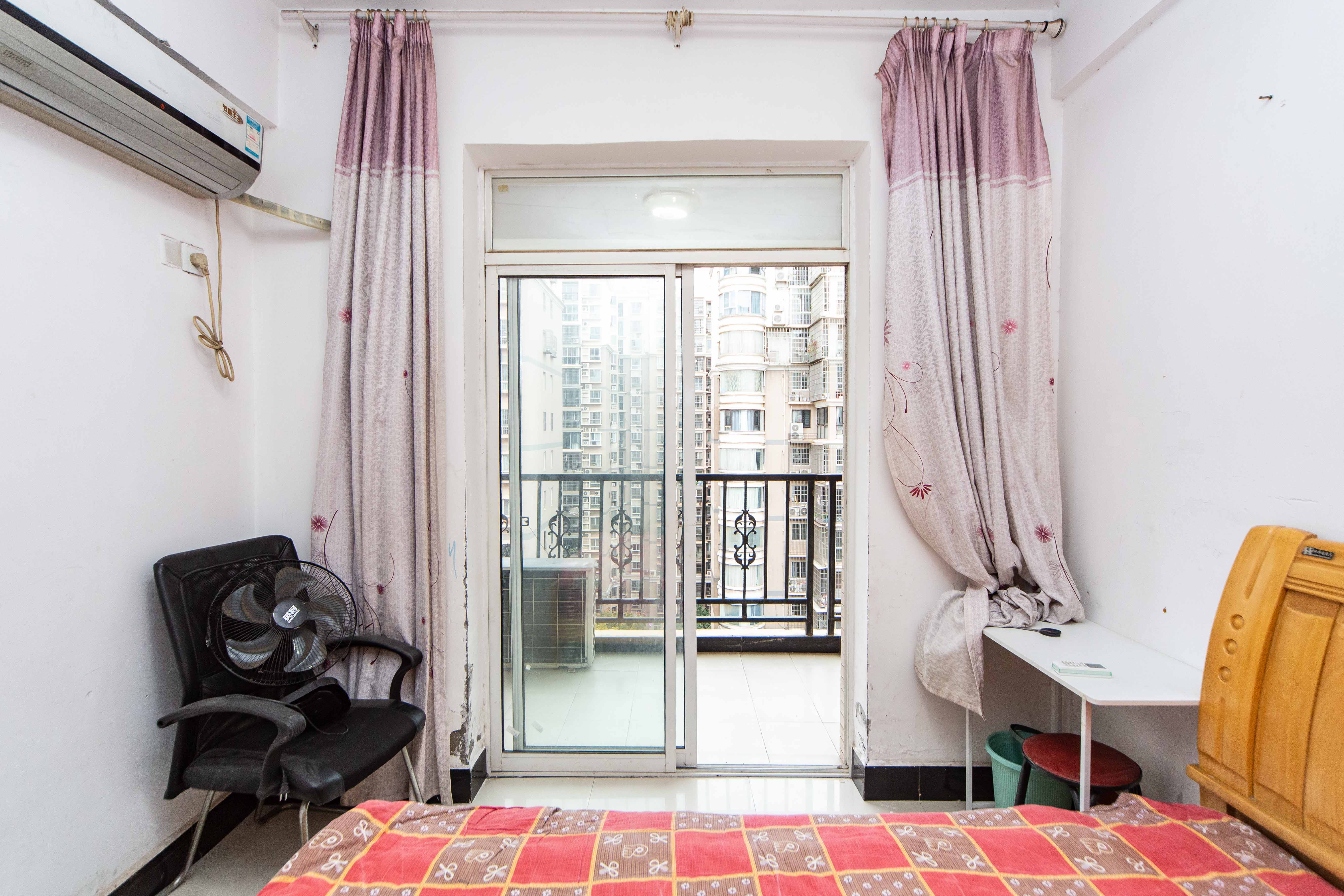 城市山水豪园(山水城市风景)  3室2厅2卫    110.0万 城市山水豪园(山水城市风景)  3室2厅2卫    110.0万卧室