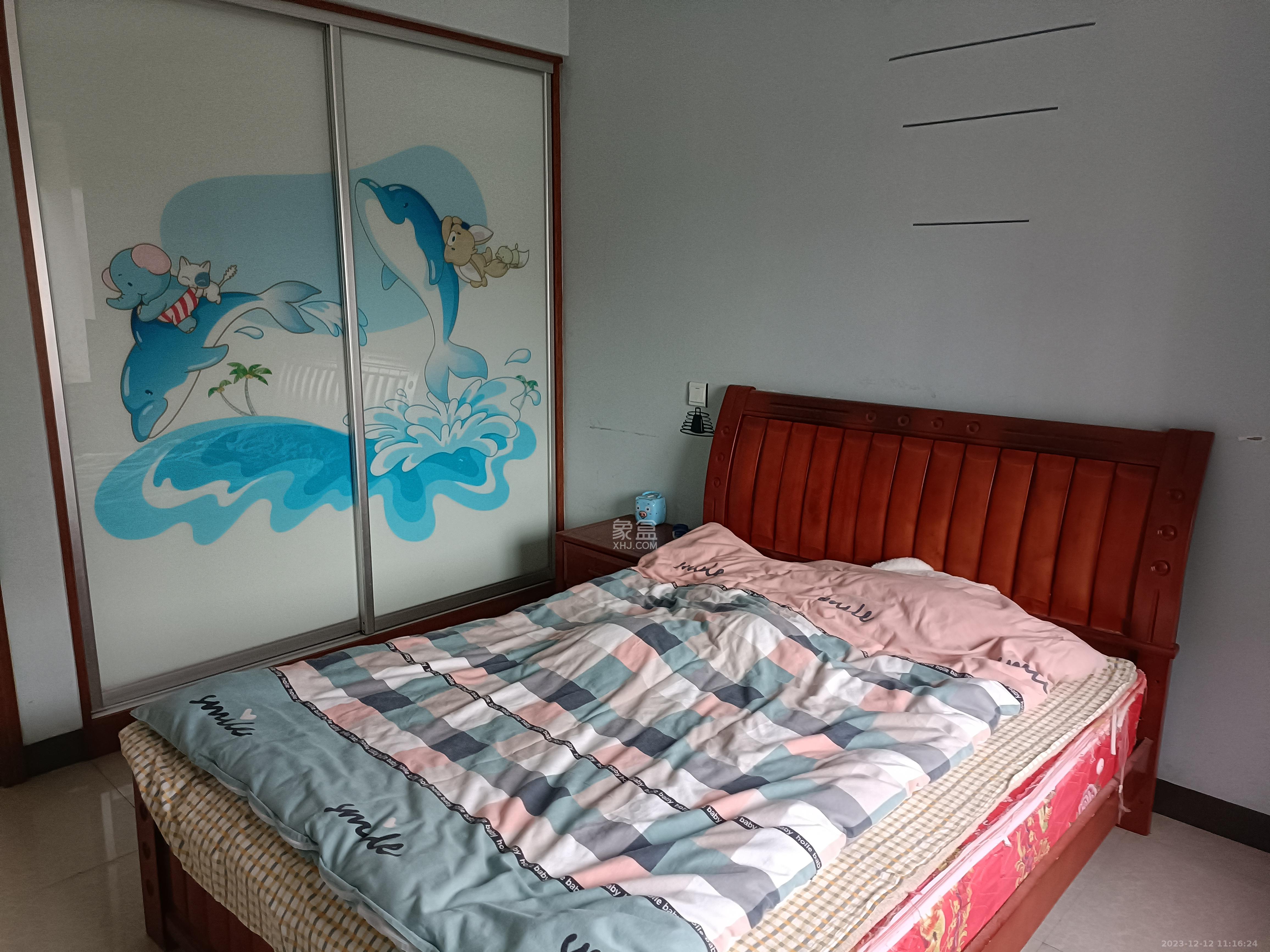 爵士湘  3室2厅1卫   2000.00元/月室内图