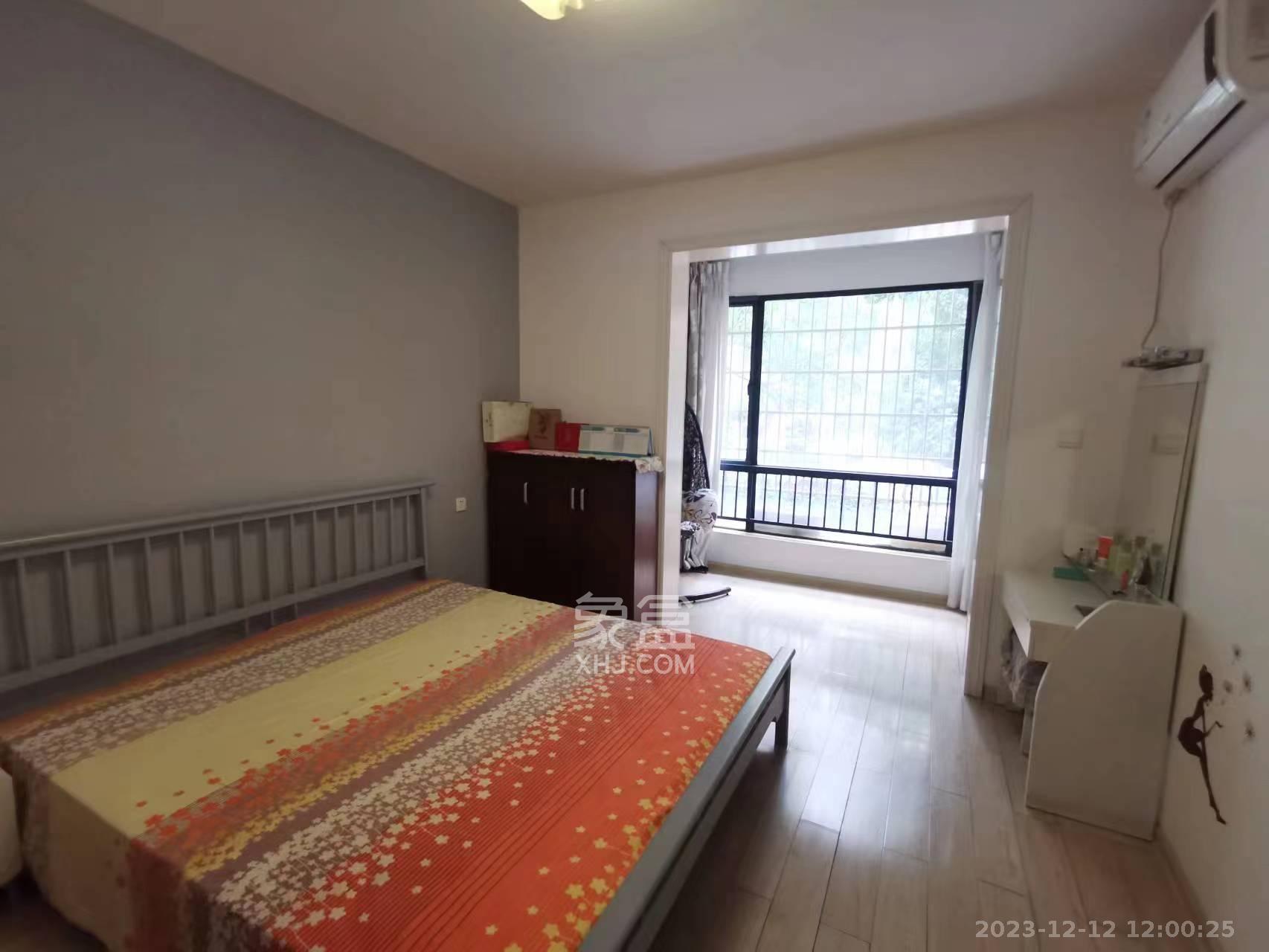 中建麓山和苑  3室2厅1卫   2500.00元/月室内图