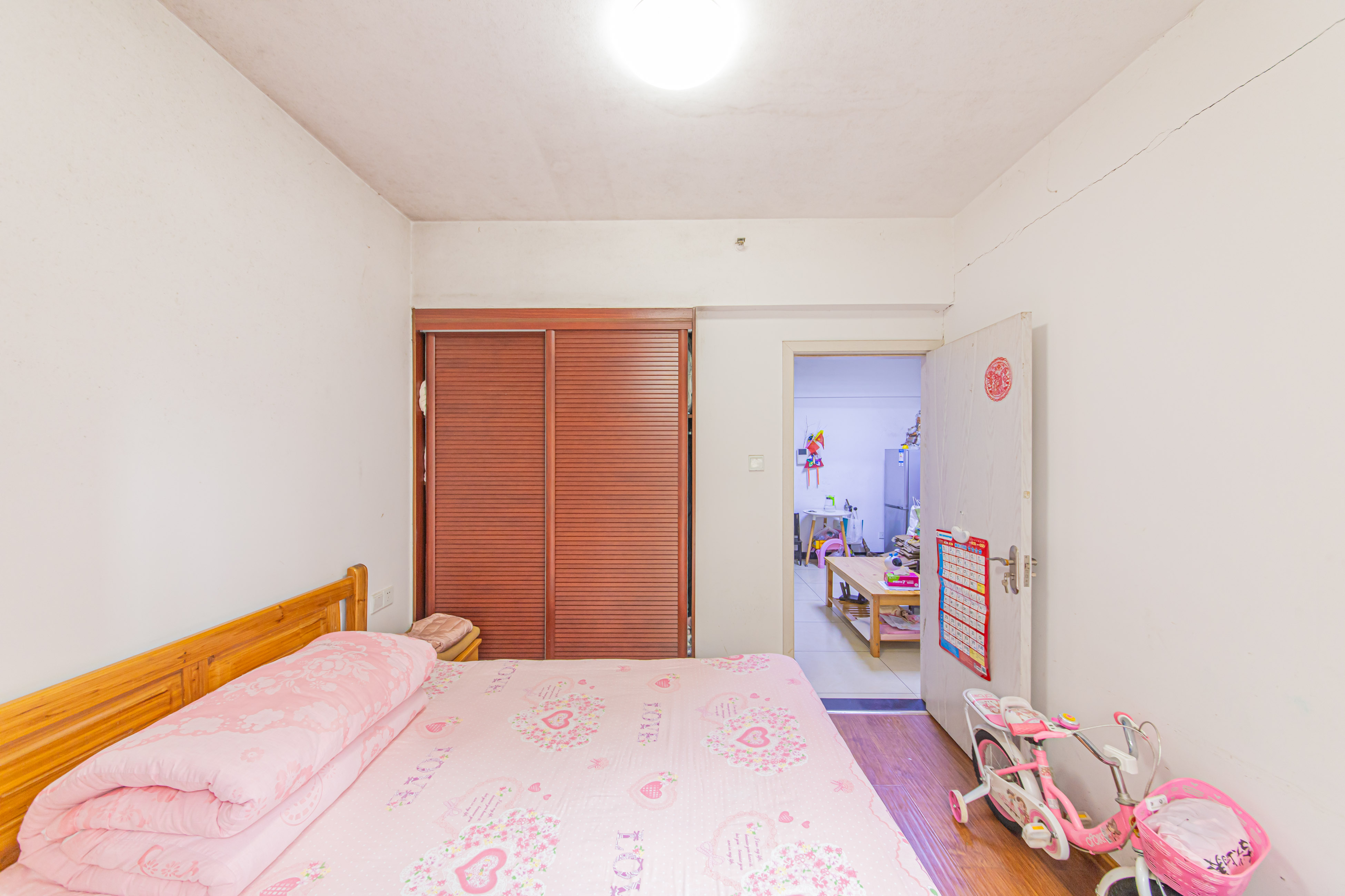 中建芙蓉工社  2室1厅1卫   41.00万卧室
