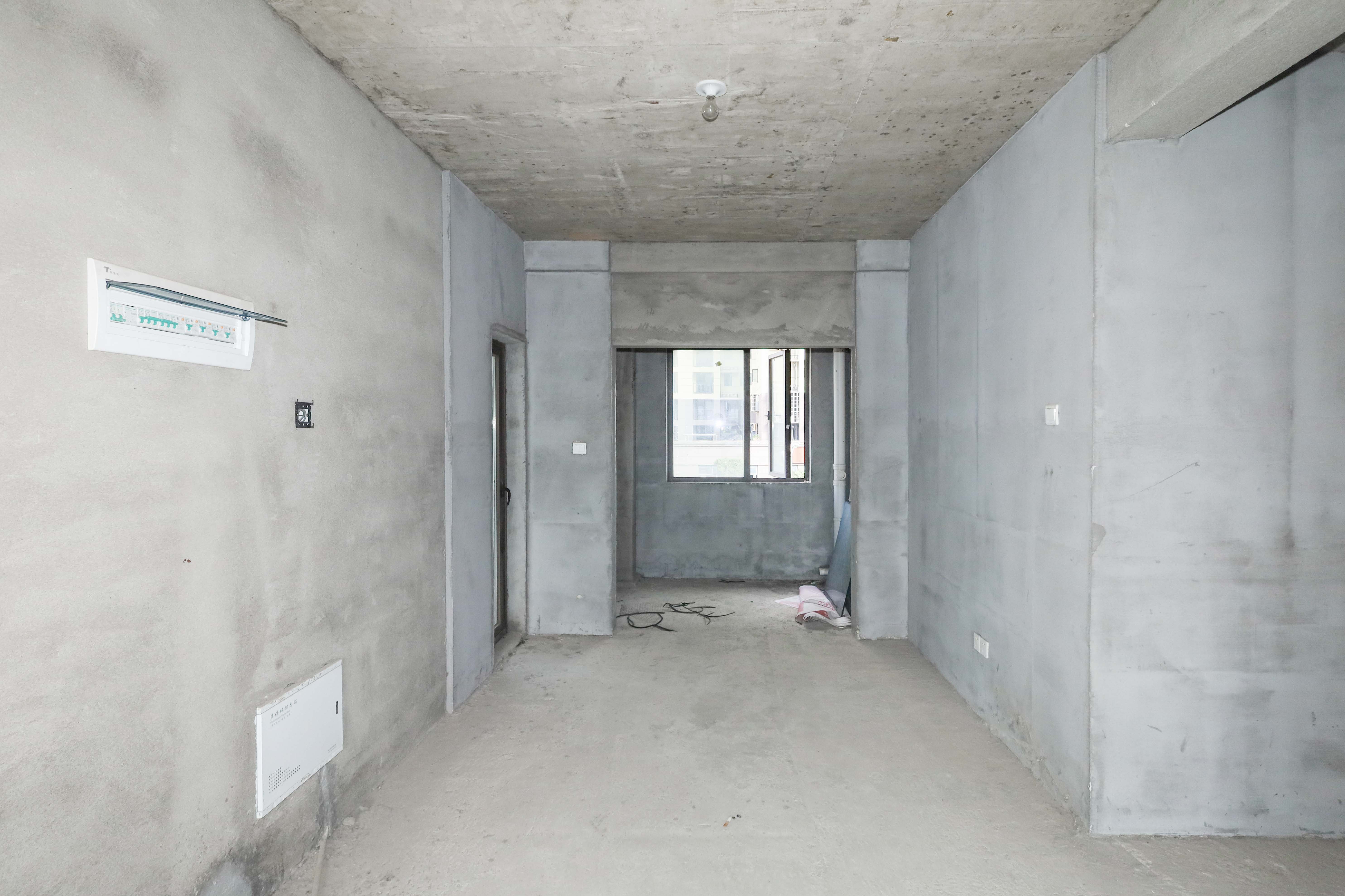 西湖御苑 4室2厅2卫 71.5万 西湖御苑 4室2厅2卫 71.5万其他