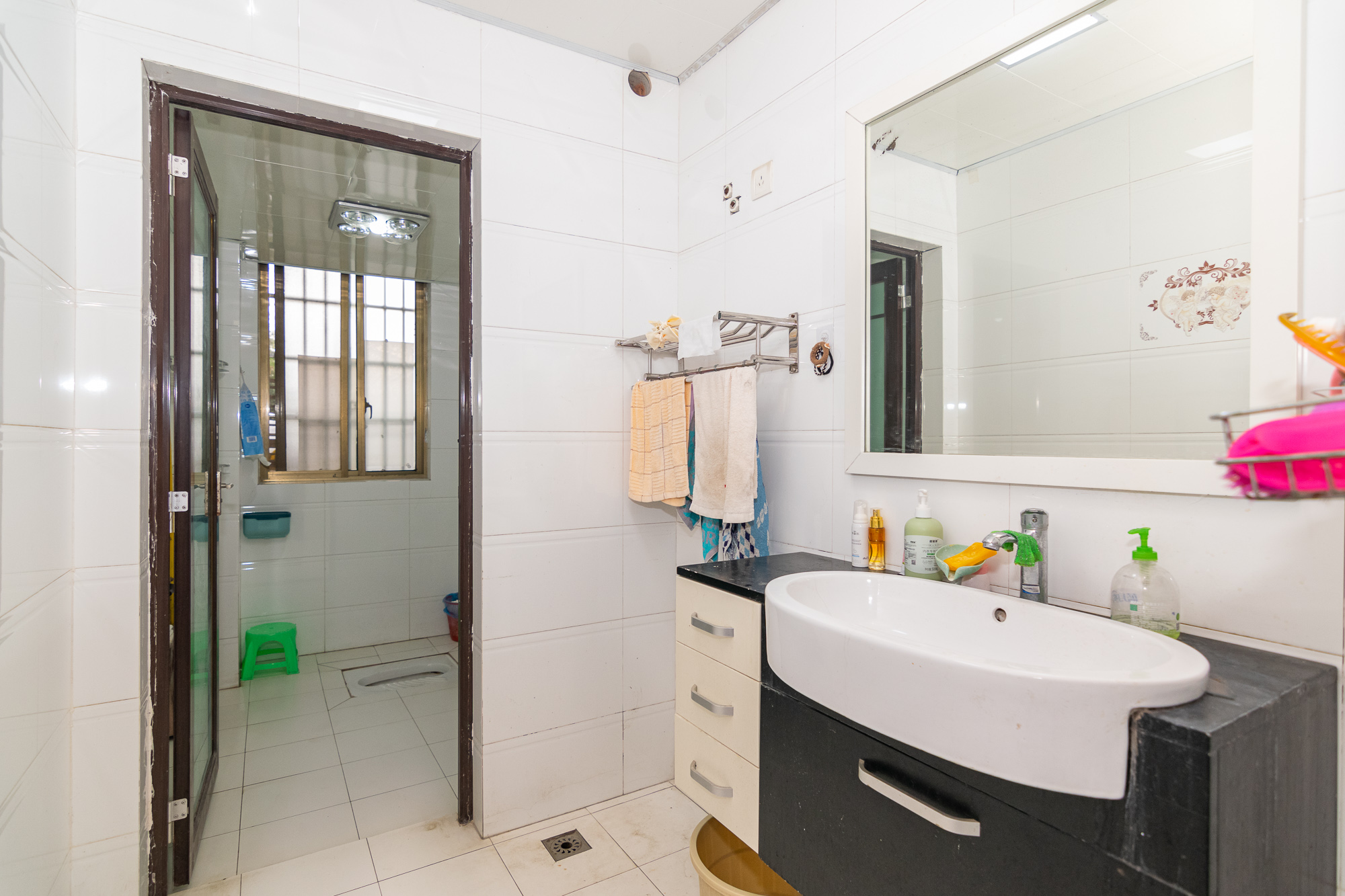 湖南报业文化城(米地亚家园)  4室2厅1卫    100.0万 湖南报业文化城(米地亚家园)  4室2厅1卫    100.0万卫生间