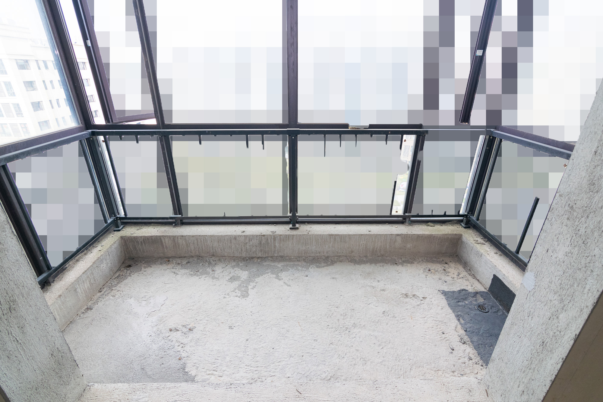 润和谷山郡(悦禧山庄水榭花都) 5室2厅2卫 149.0万 润和谷山郡(悦禧山庄水榭花都) 5室2厅2卫 149.0万阳台