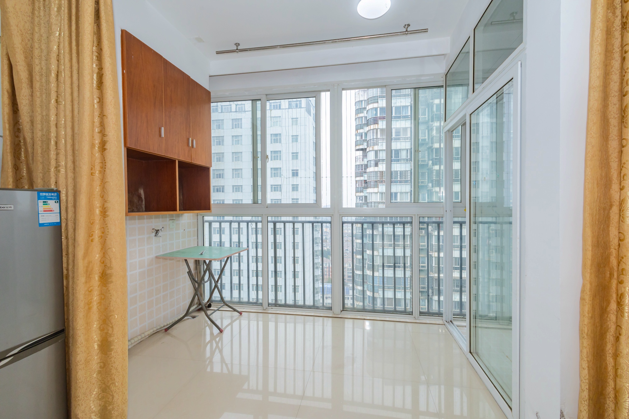 开源鑫景  1室1厅1卫    36.0万 开源鑫景  1室1厅1卫    36.0万阳台