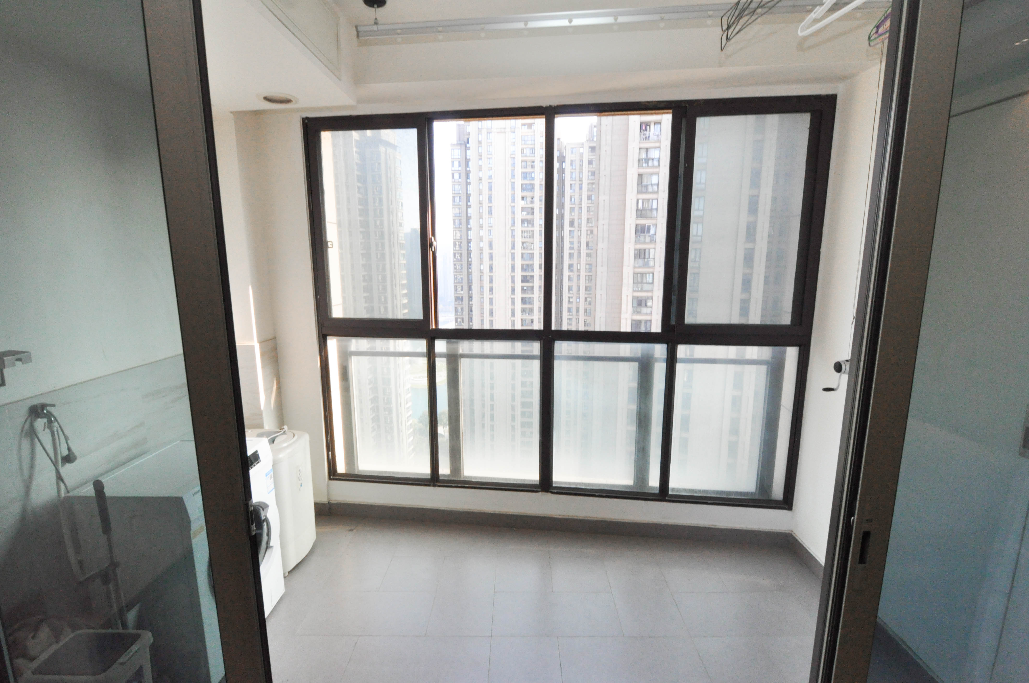 梅溪湖金茂府(金茂广场)(金茂览秀城) 3室2厅2卫 220.0万 梅溪湖金茂府(金茂广场)(金茂览秀城) 3室2厅2卫 220.0万其他