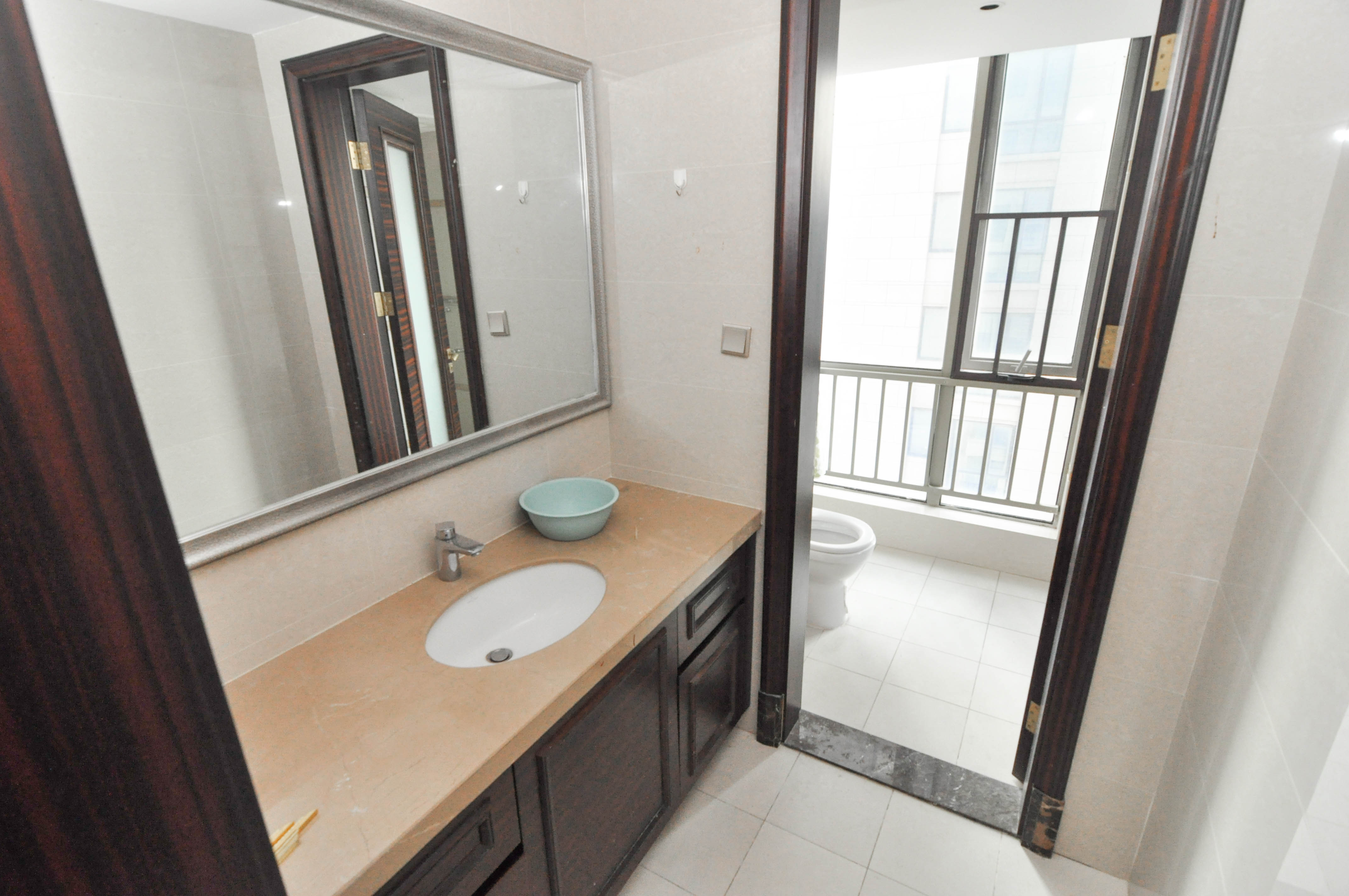 梅溪湖金茂府(金茂广场)(金茂览秀城) 3室2厅2卫 220.0万 梅溪湖金茂府(金茂广场)(金茂览秀城) 3室2厅2卫 220.0万其他