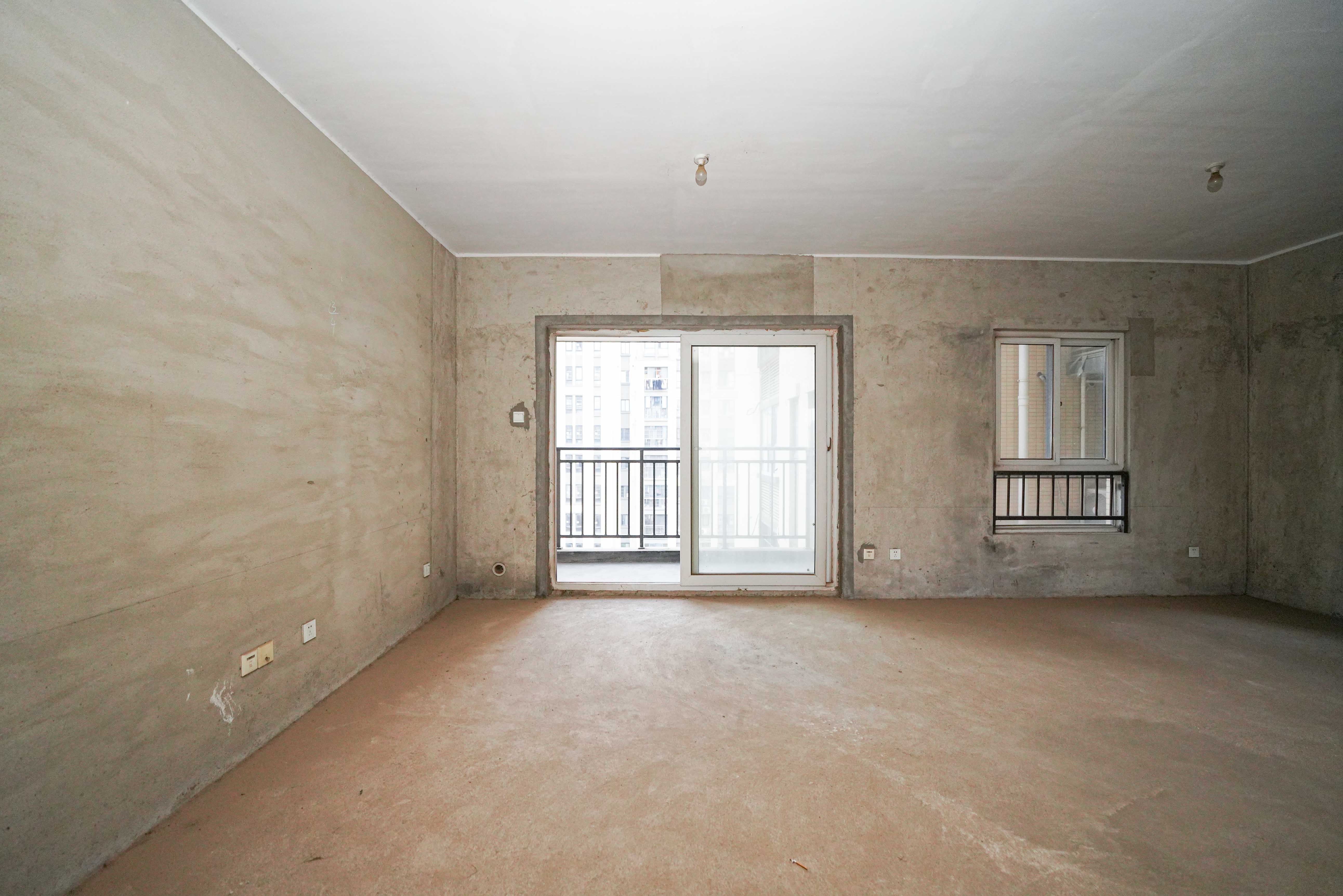 哈佛小镇(五矿哈佛小镇)  4室2厅1卫    76.0万 哈佛小镇(五矿哈佛小镇)  4室2厅1卫    76.0万