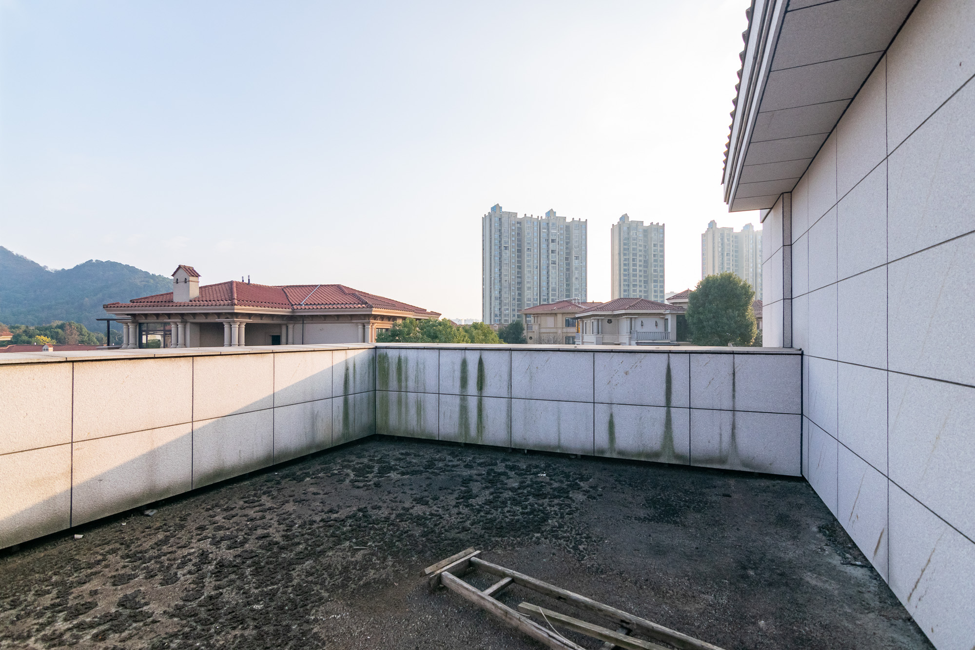 湖南报业文化城（米地亚家园）  7室3厅3卫   1270.00万阳台