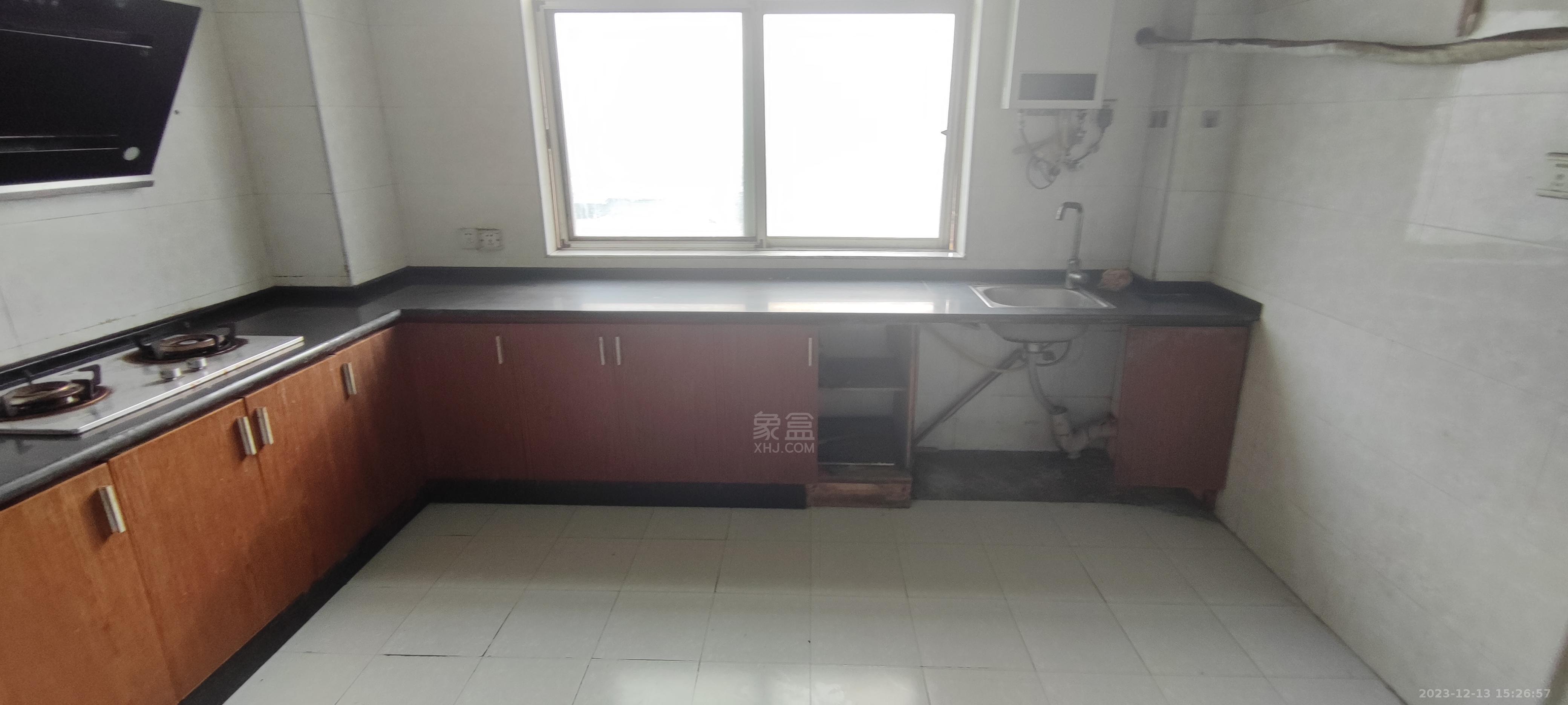 梓月楼  3室2厅1卫   2200.00元/月室内图1