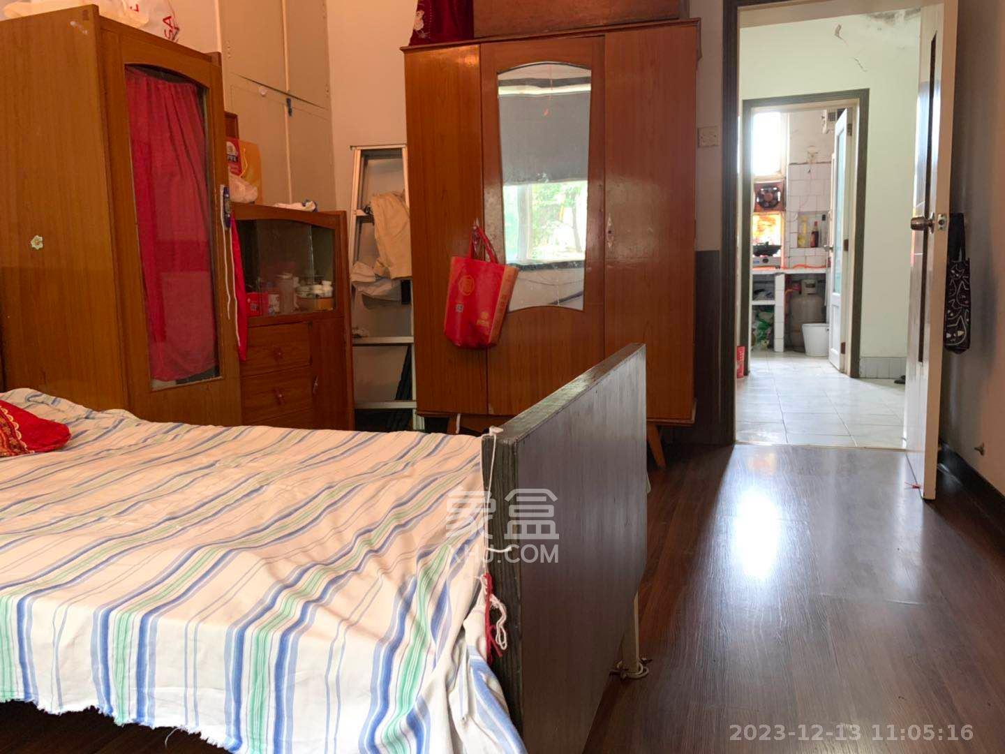 红旗区机械研究所宿舍  3室1厅1卫   2000.00元/月室内图