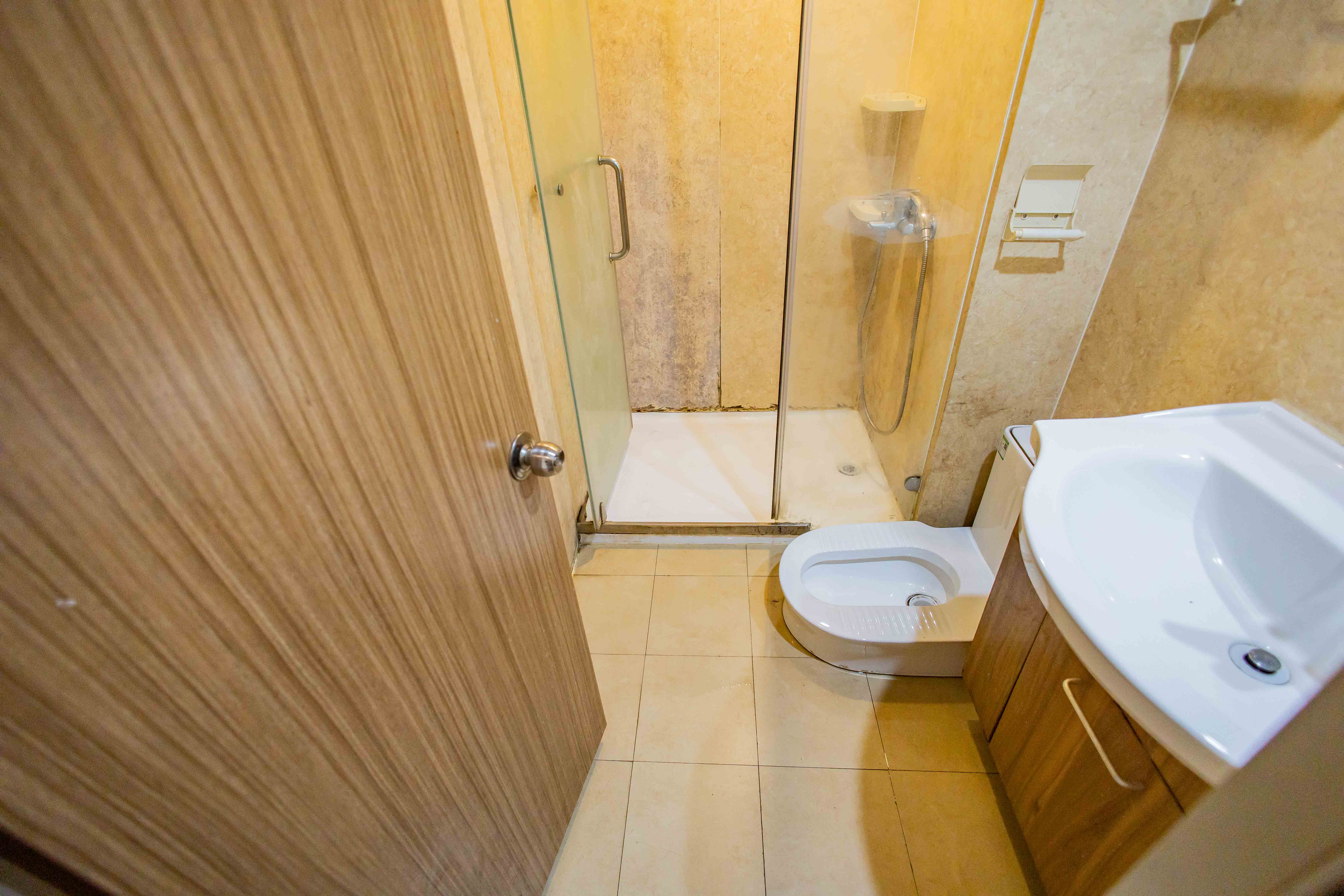 麓谷小镇  3室2厅1卫   49.90万 麓谷小镇  3室2厅1卫   49.90万卫生间