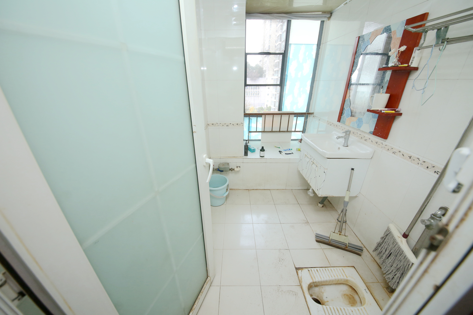 银港水晶城  2室2厅1卫   70.00万卫生间
