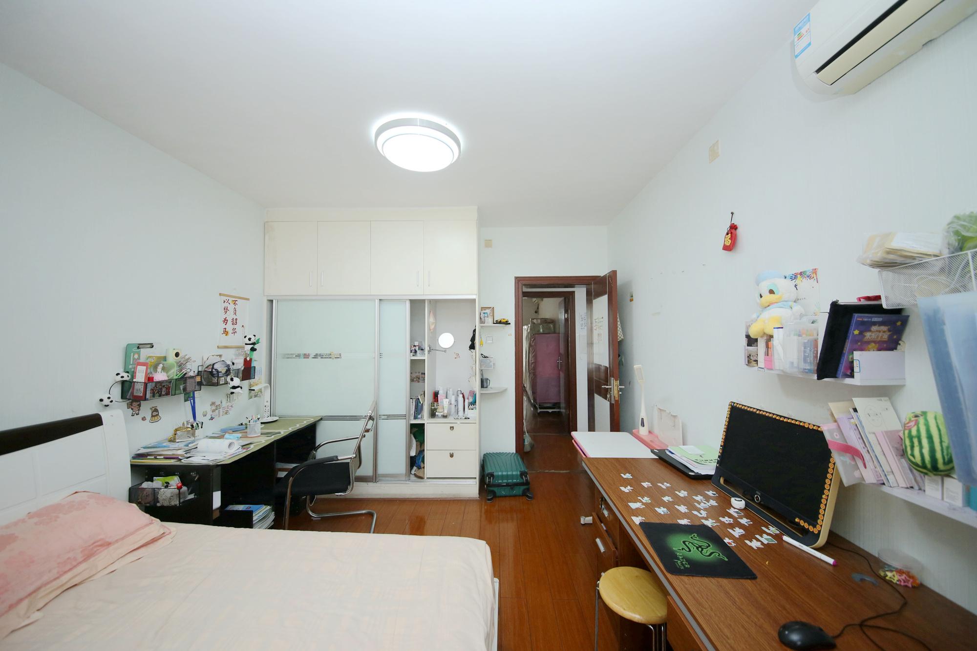 芙蓉苑  2室2厅1卫   82.80万卧室