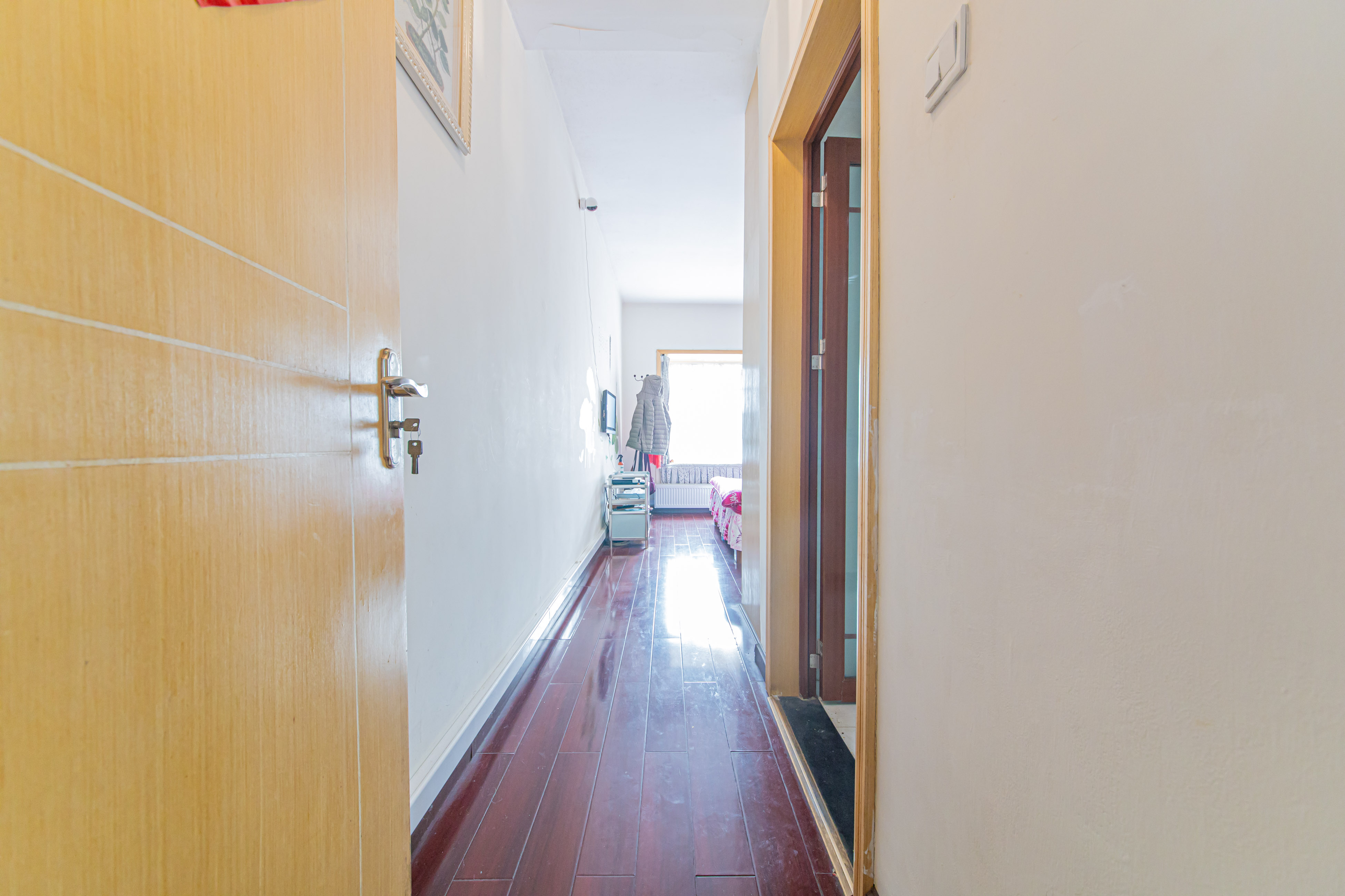 银桂苑  3室2厅2卫    118.0万卧室