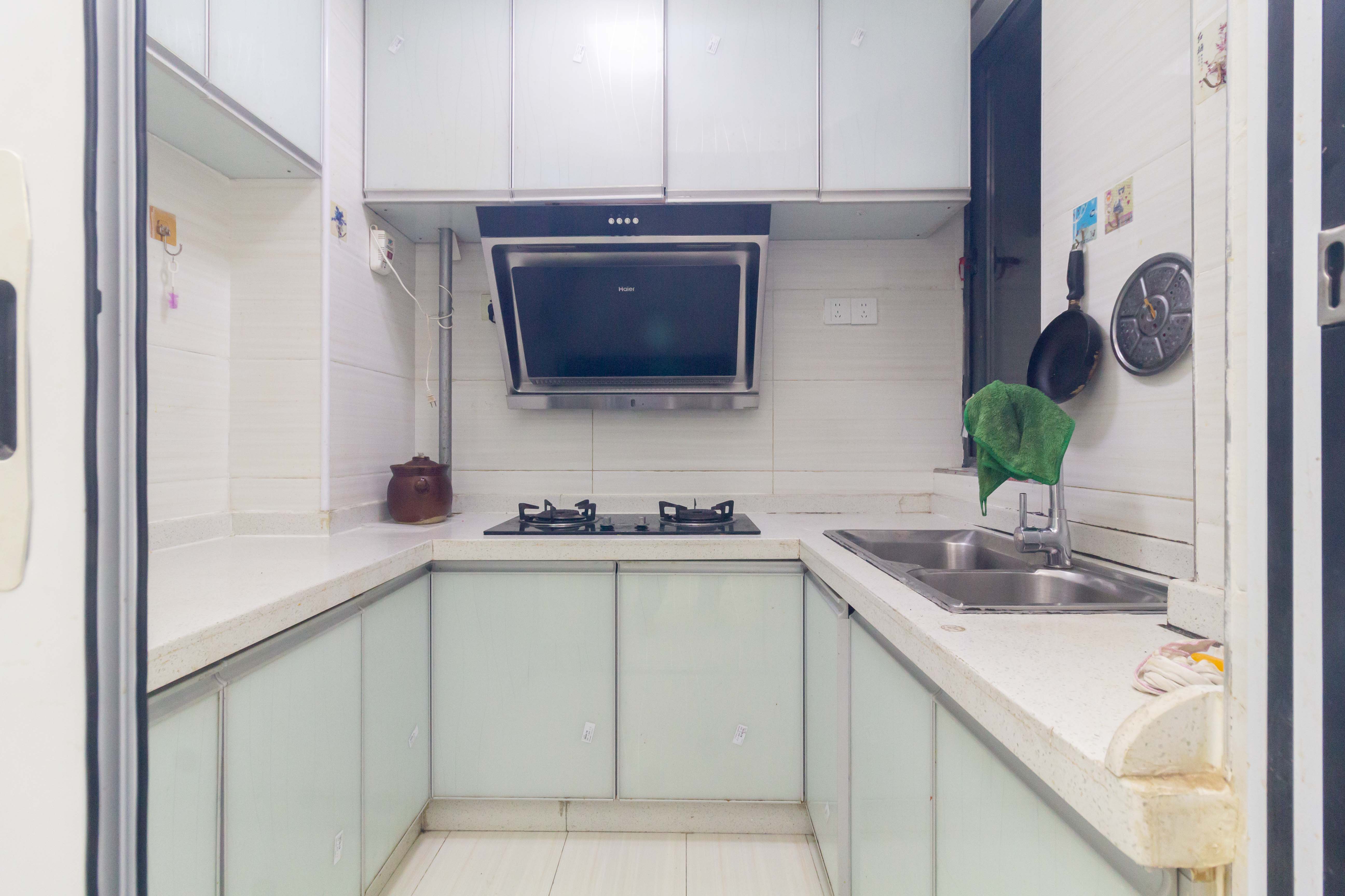 海德公园 3室2厅1卫 66.0万 海德公园 3室2厅1卫 66.0万厨房