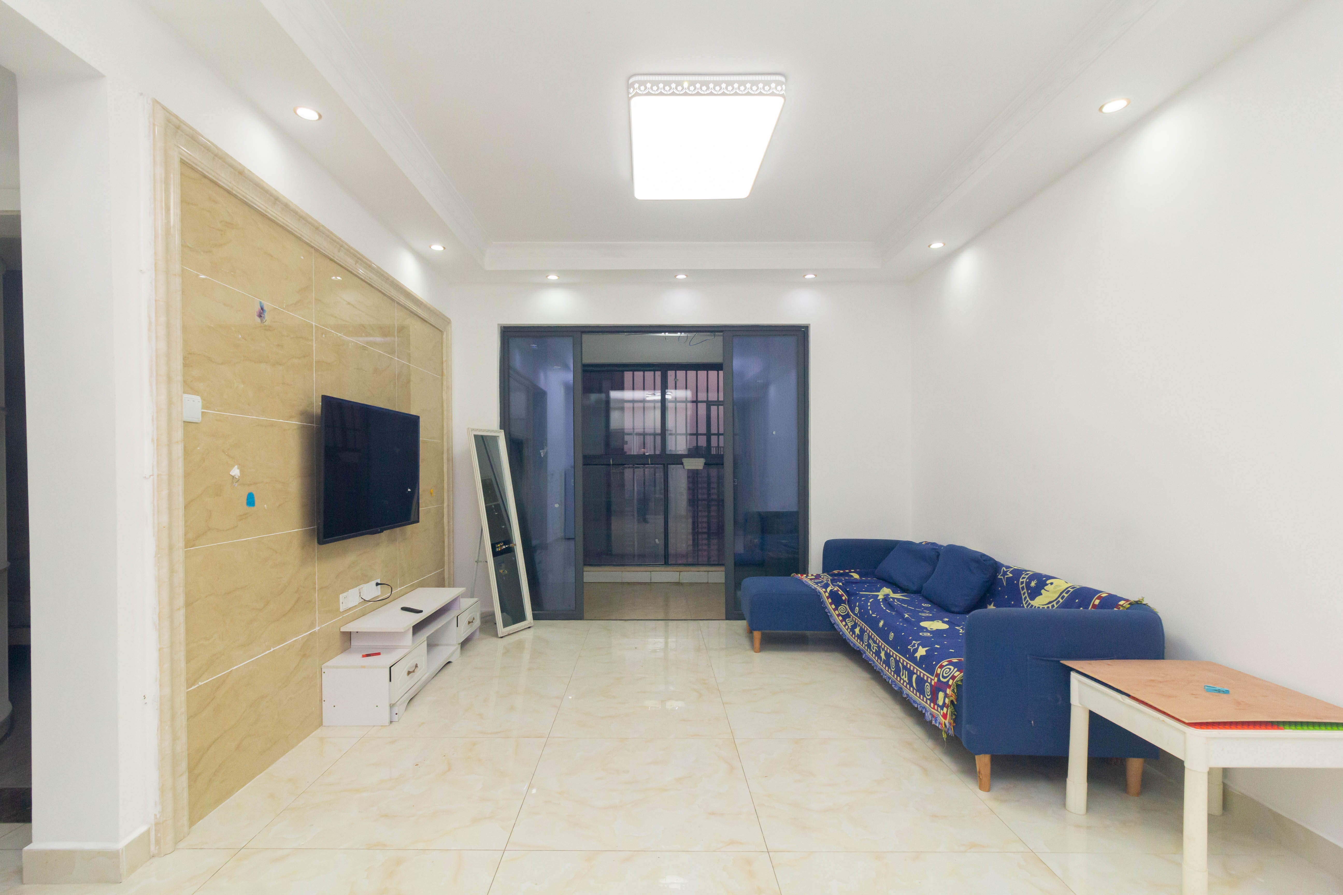 海德公园 3室2厅1卫 66.0万 海德公园 3室2厅1卫 66.0万客厅