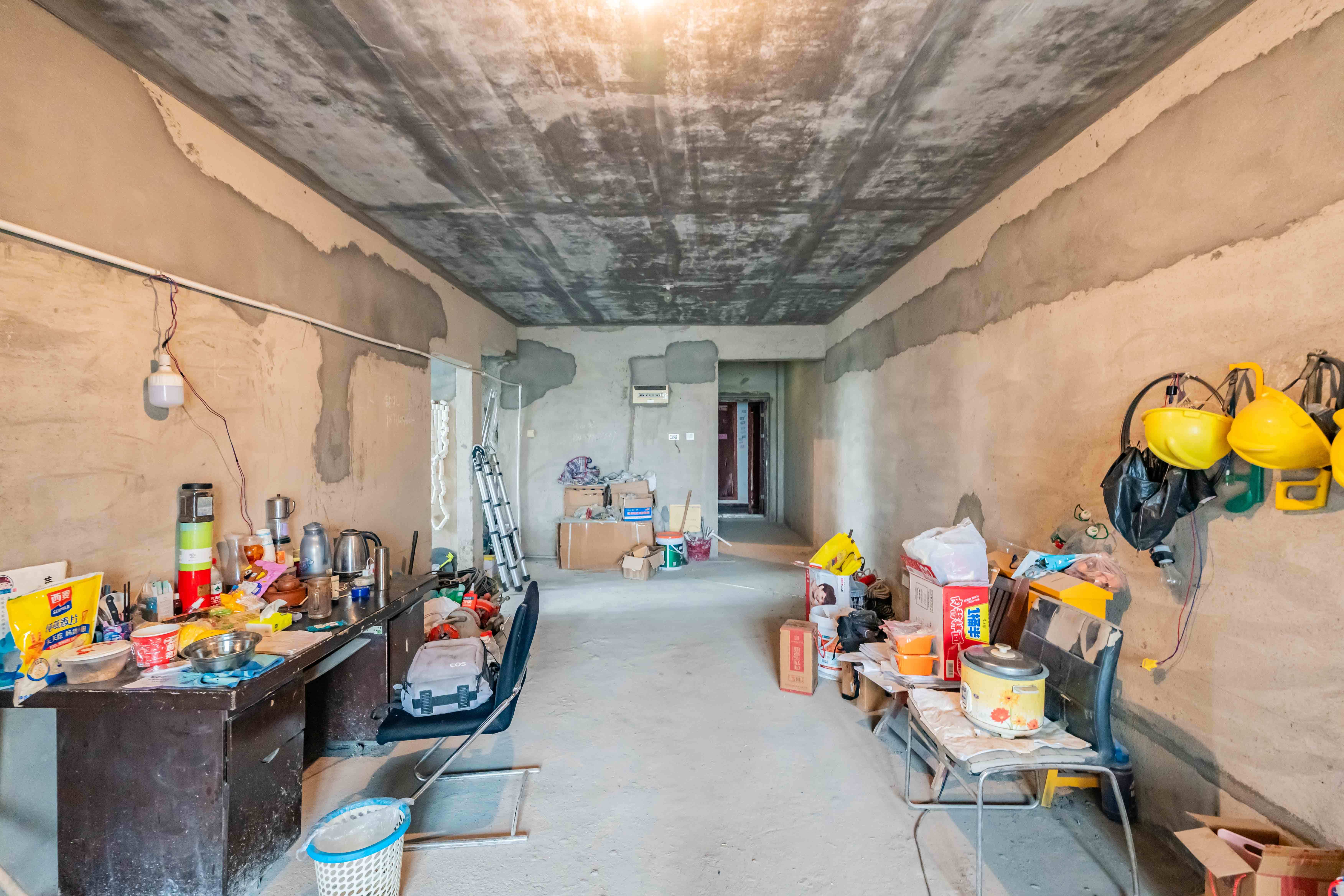 悦湖山  3室2厅1卫    78.0万 悦湖山  3室2厅1卫    78.0万客厅