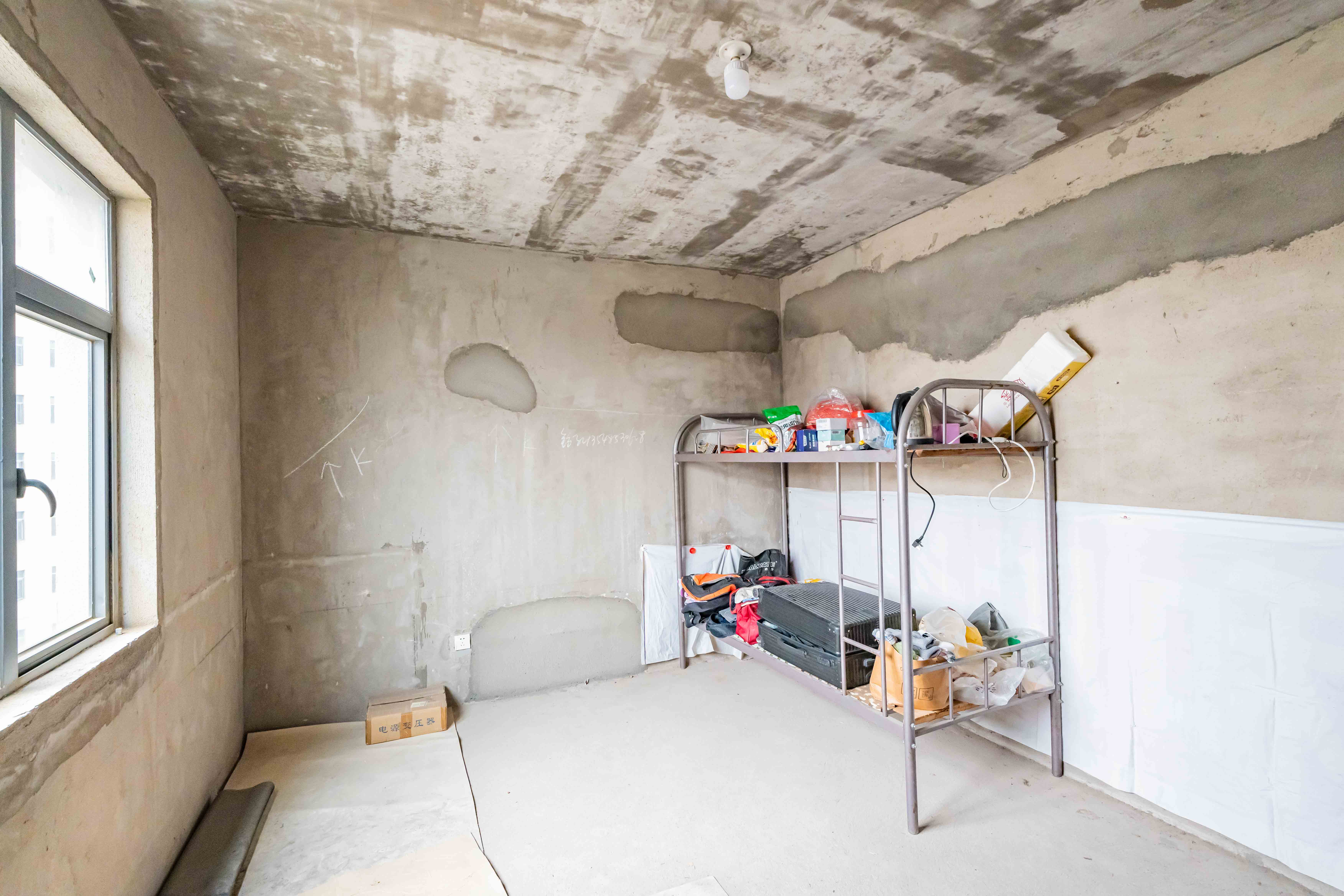 悦湖山  3室2厅1卫    78.0万 悦湖山  3室2厅1卫    78.0万卧室