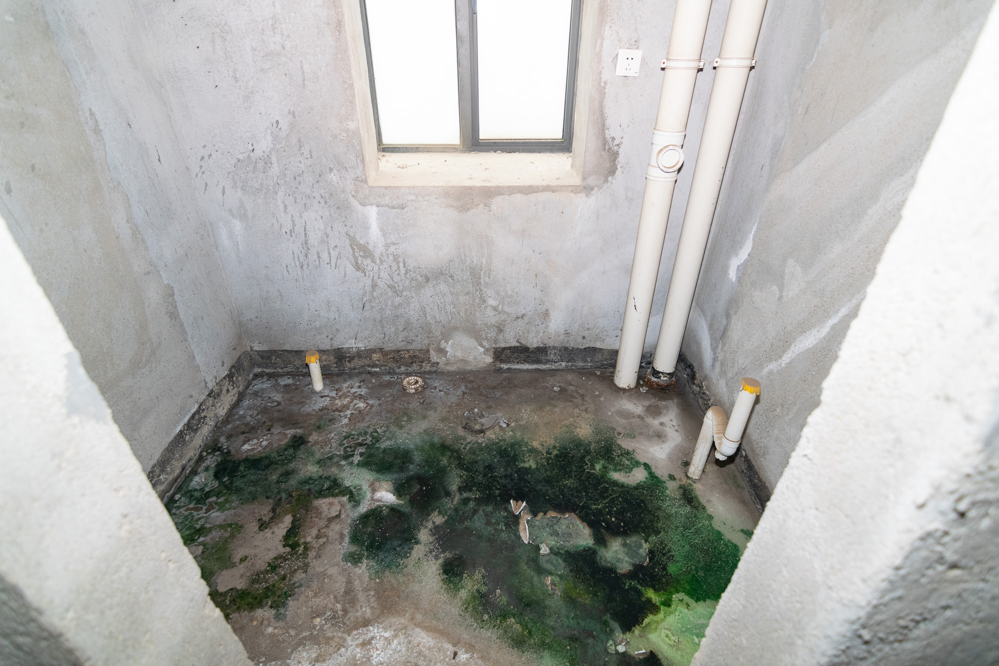 山水蓝天  4室2厅2卫    70.0万 山水蓝天  4室2厅2卫    70.0万卫生间