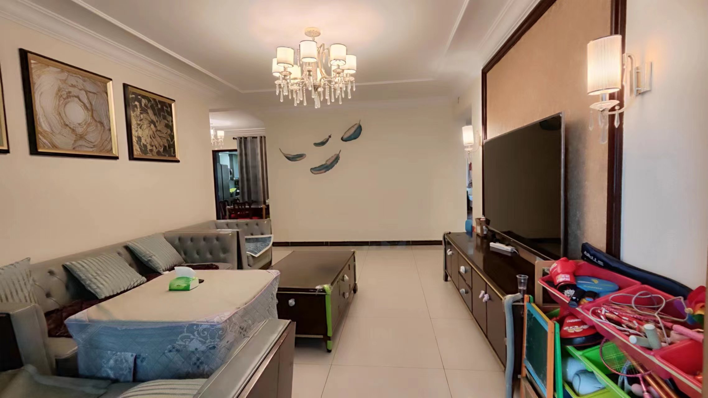 恒大华府 4室2厅2卫 95.0万 恒大华府 4室2厅2卫 95.0万室内图