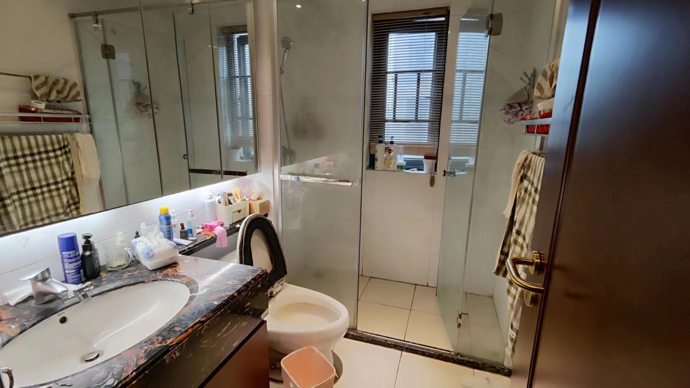 恒大华府 4室2厅2卫 95.0万 恒大华府 4室2厅2卫 95.0万室内图