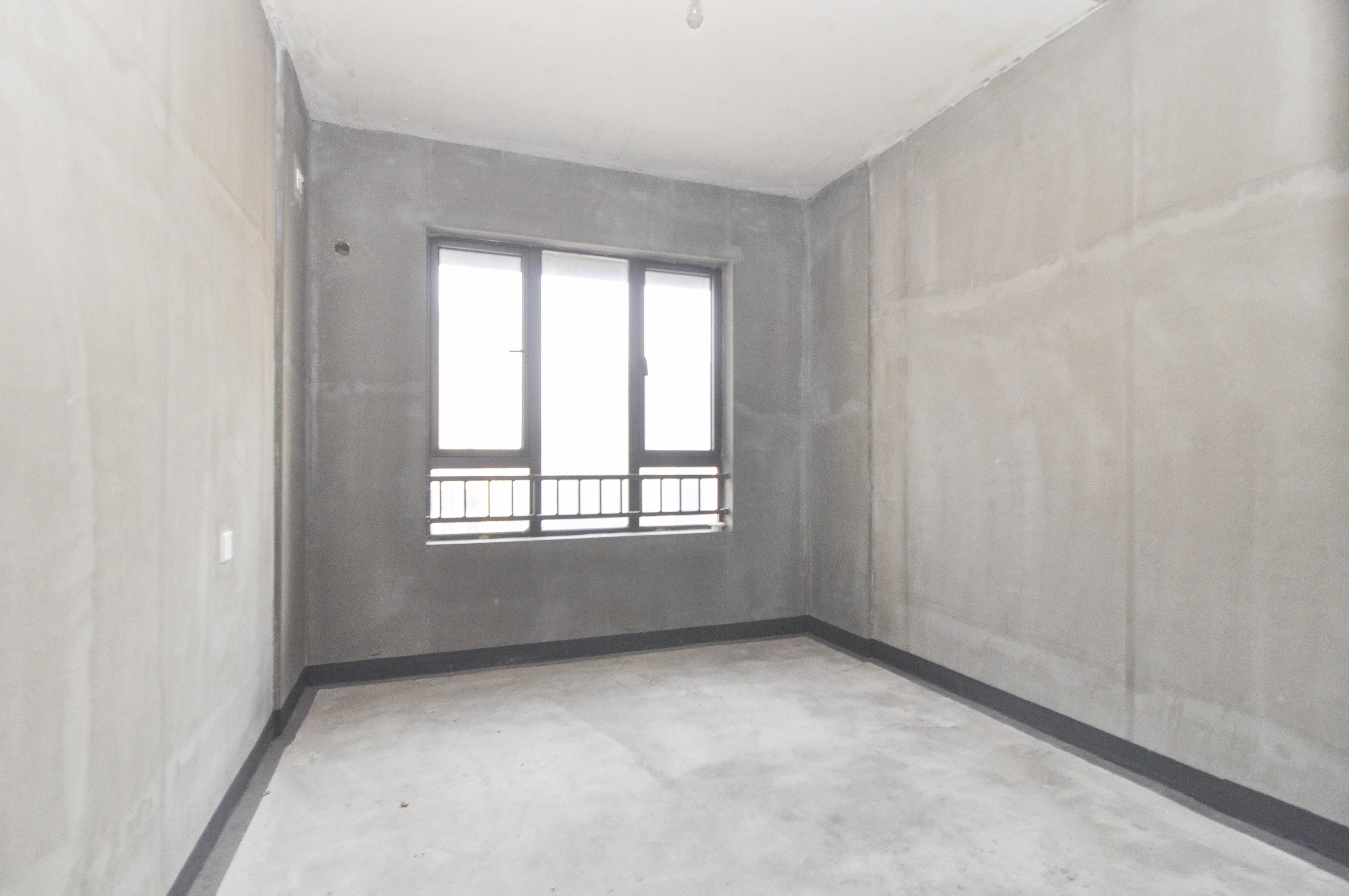 华润琨瑜府  4室2厅2卫    288.0万其他