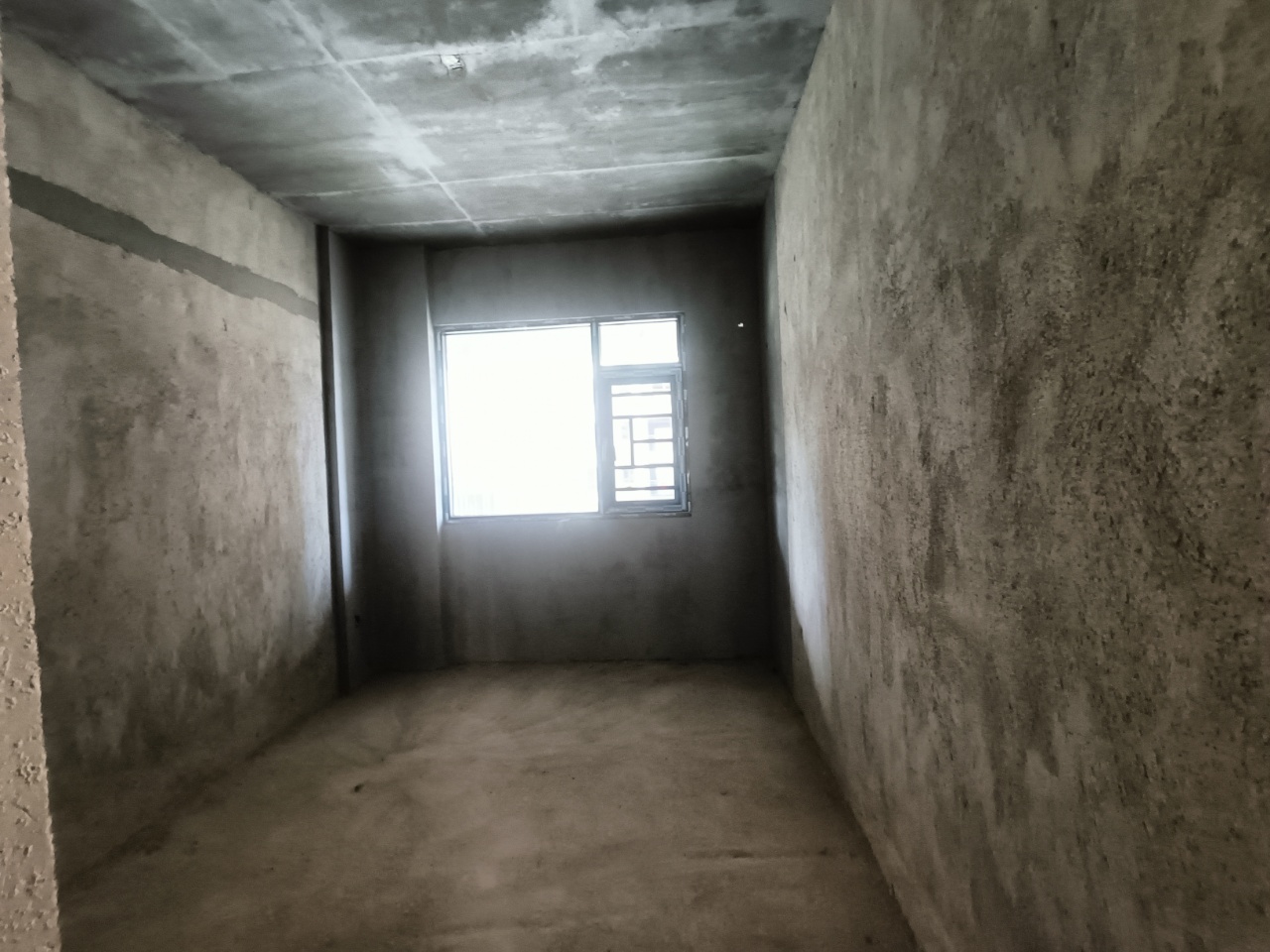 鹏泰天麓 4室2厅2卫 82.8万 鹏泰天麓 4室2厅2卫 82.8万室内图