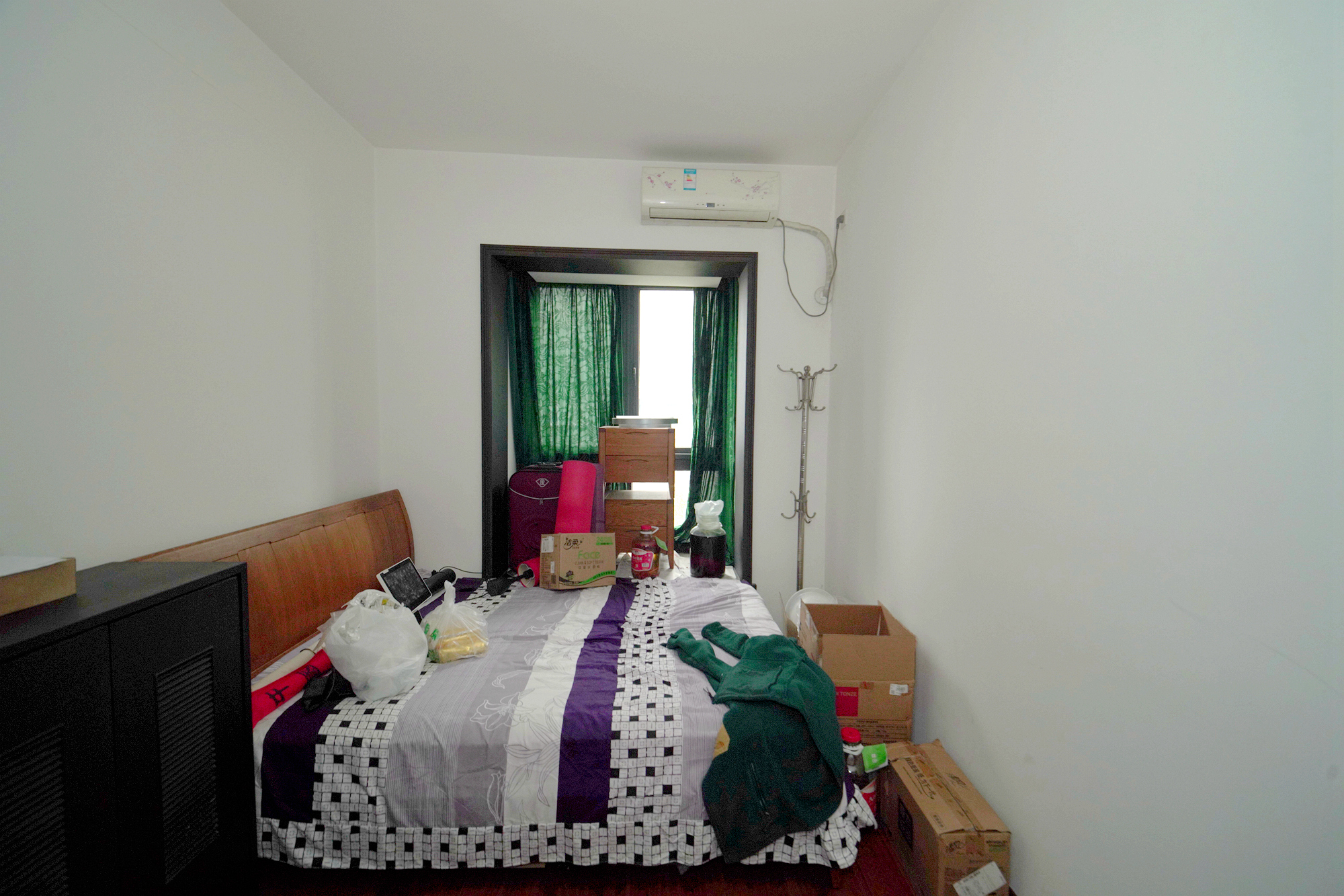 长房东郡  3室2厅1卫    164.9万卧室