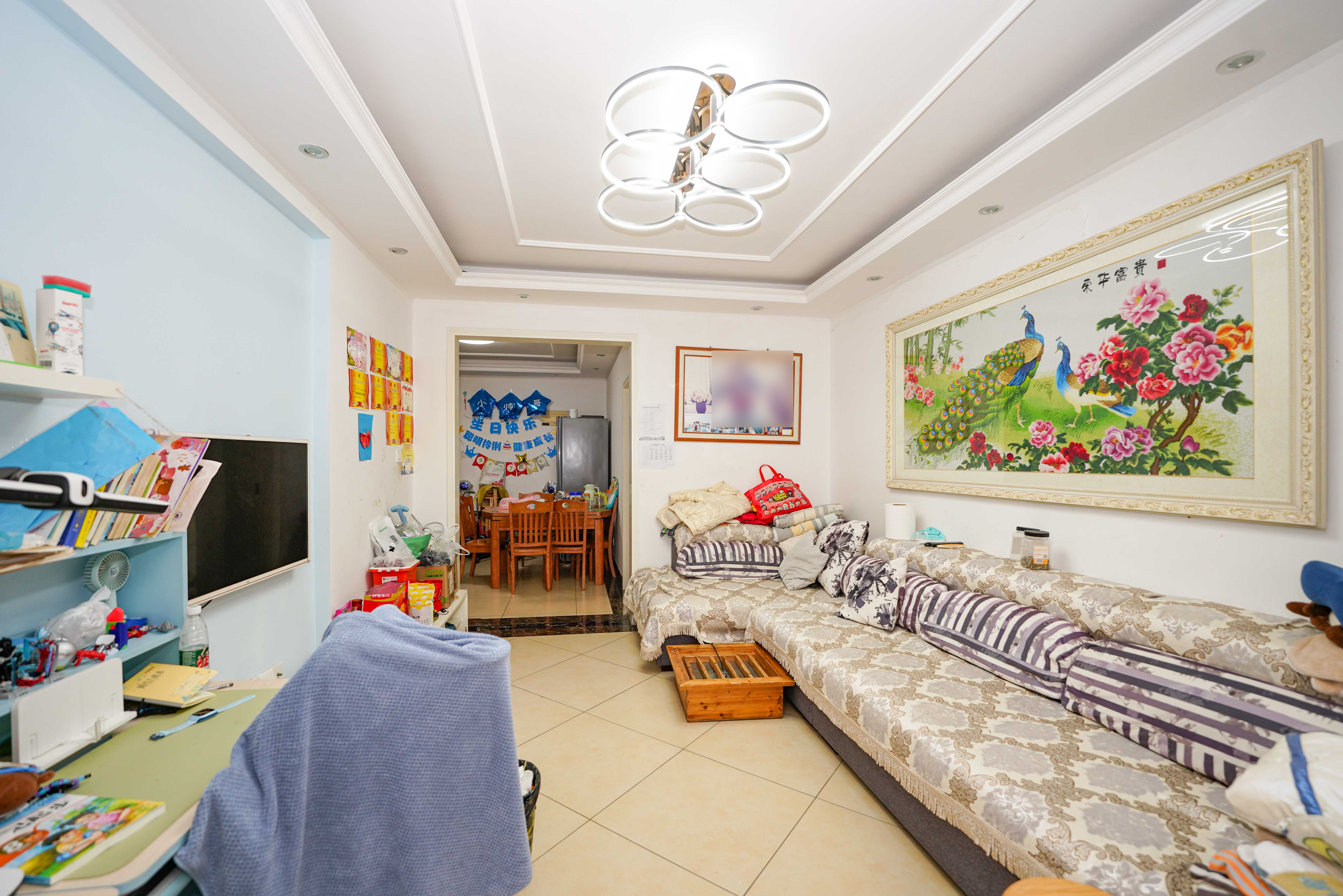 丽发新城 2室2厅1卫 45.0万 丽发新城 2室2厅1卫 45.0万客厅