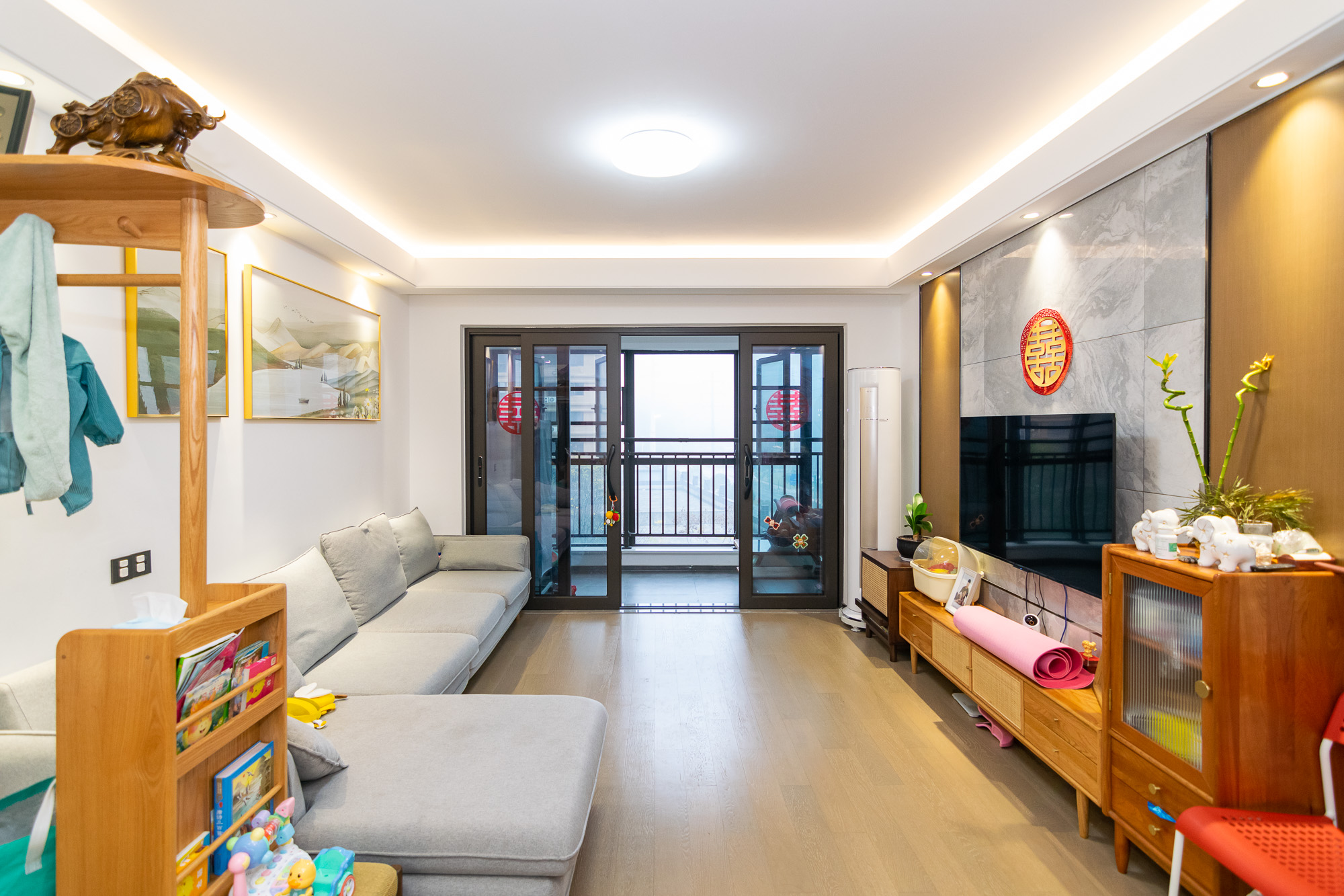 润和美郡(润和紫郡五期) 4室2厅2卫 111.8万 润和美郡(润和紫郡五期) 4室2厅2卫 111.8万客厅