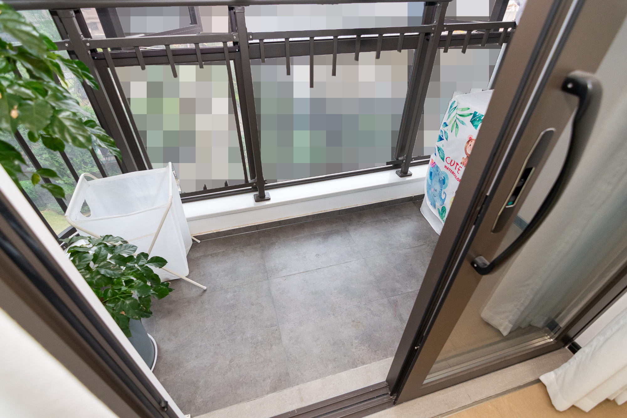 润和美郡(润和紫郡五期) 4室2厅2卫 111.8万 润和美郡(润和紫郡五期) 4室2厅2卫 111.8万阳台