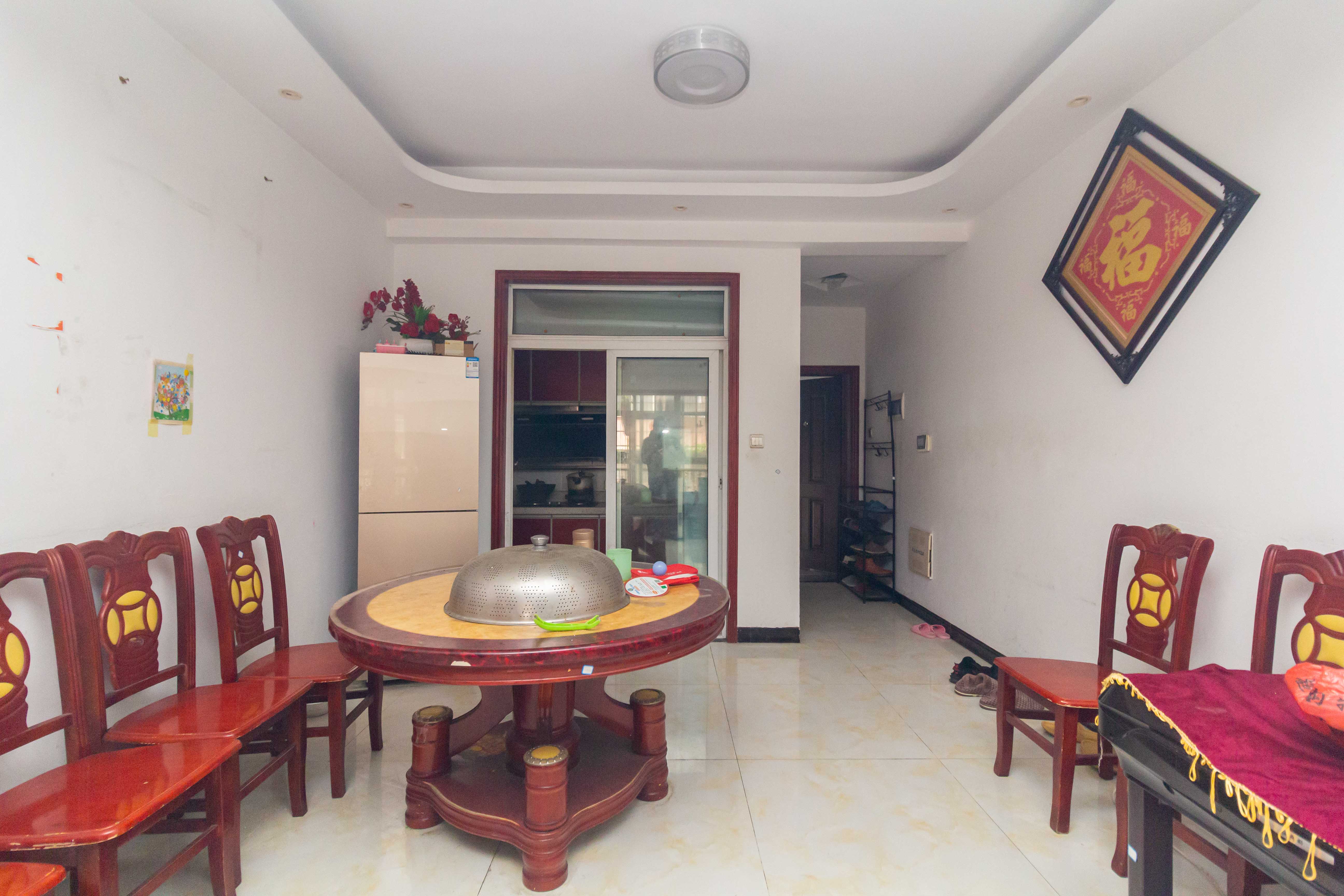 紫东苑(星沙)  3室2厅2卫    65.0万 紫东苑(星沙)  3室2厅2卫    65.0万客厅