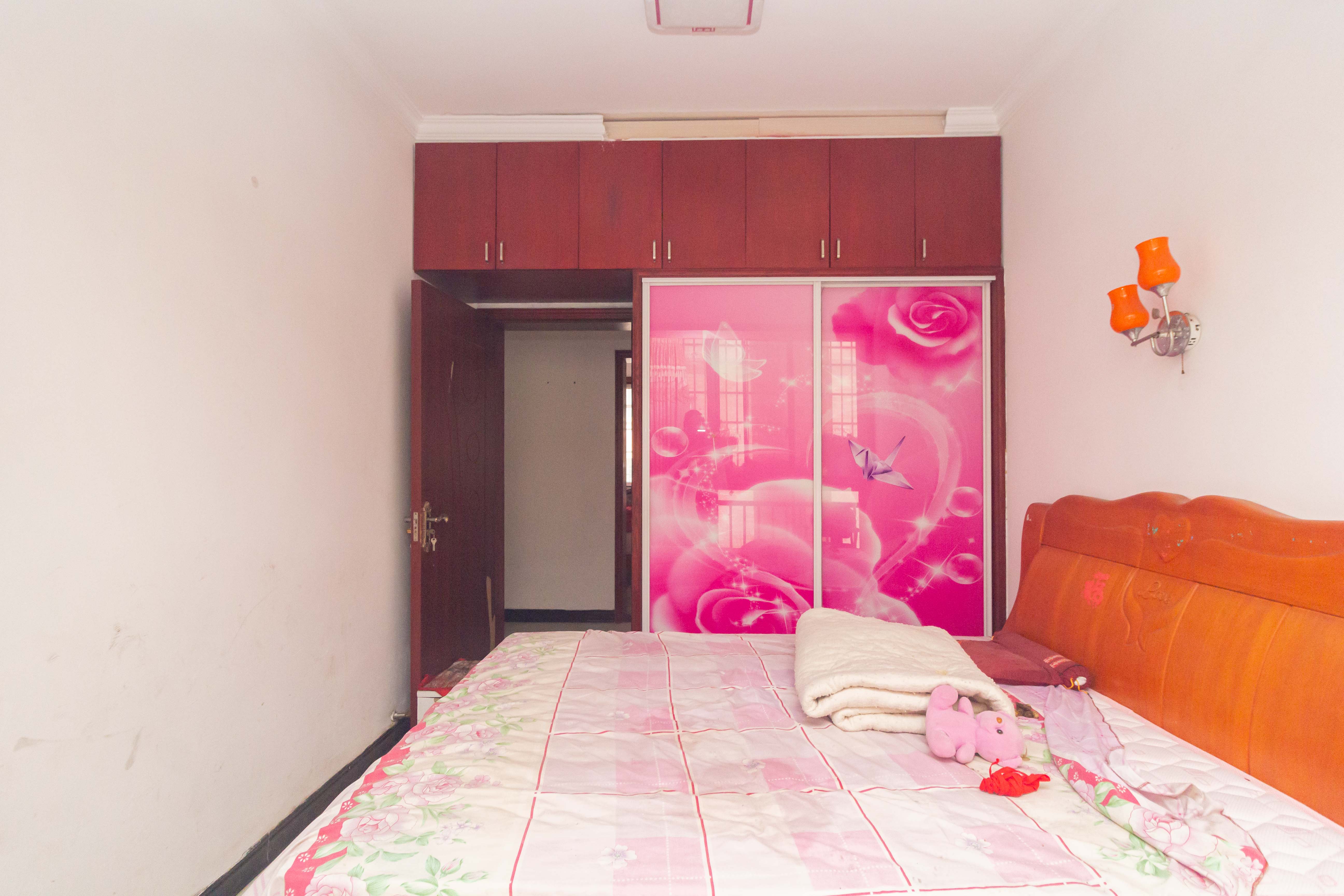 紫东苑(星沙)  3室2厅2卫    65.0万 紫东苑(星沙)  3室2厅2卫    65.0万卧室