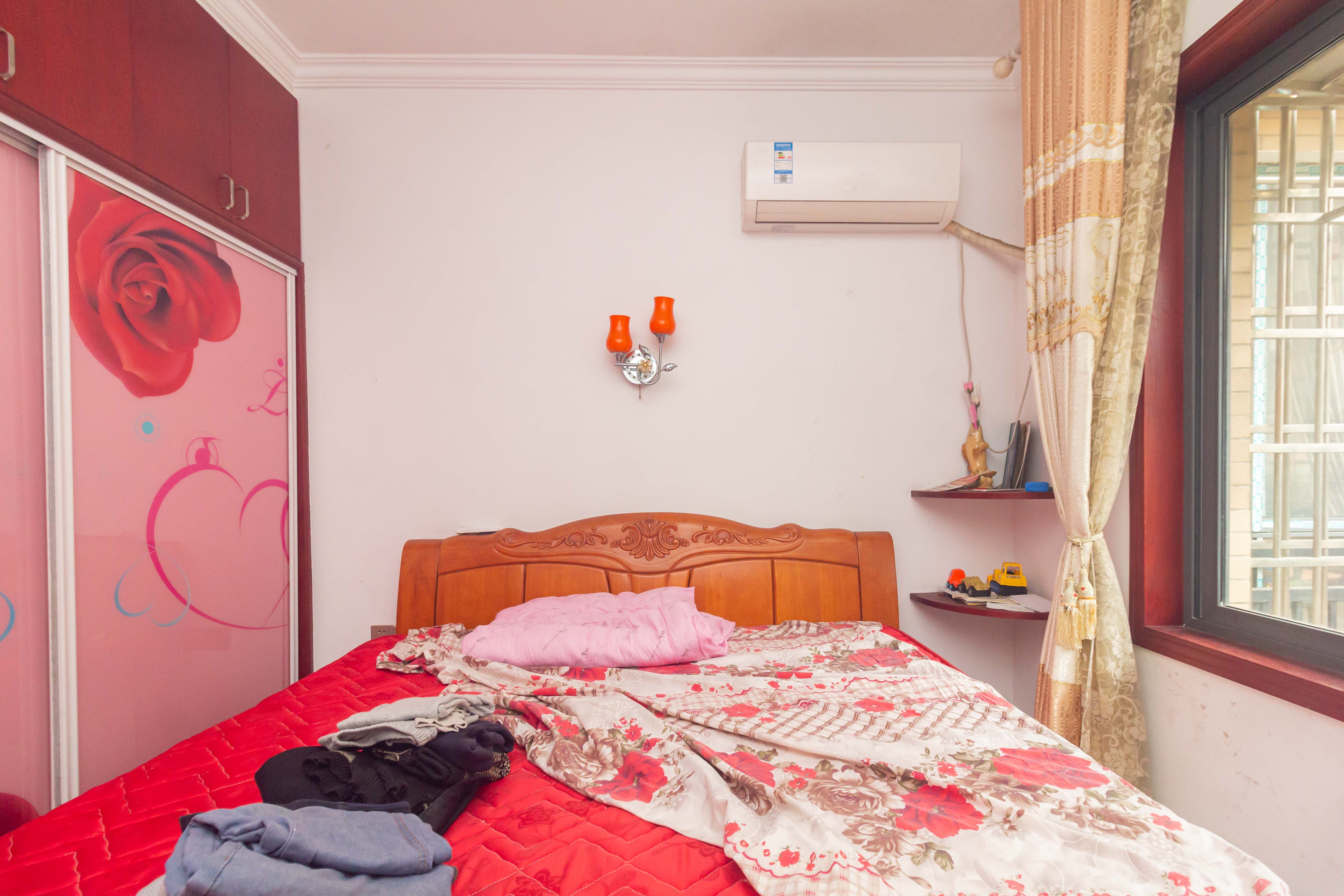 紫东苑(星沙)  3室2厅2卫    65.0万 紫东苑(星沙)  3室2厅2卫    65.0万卧室