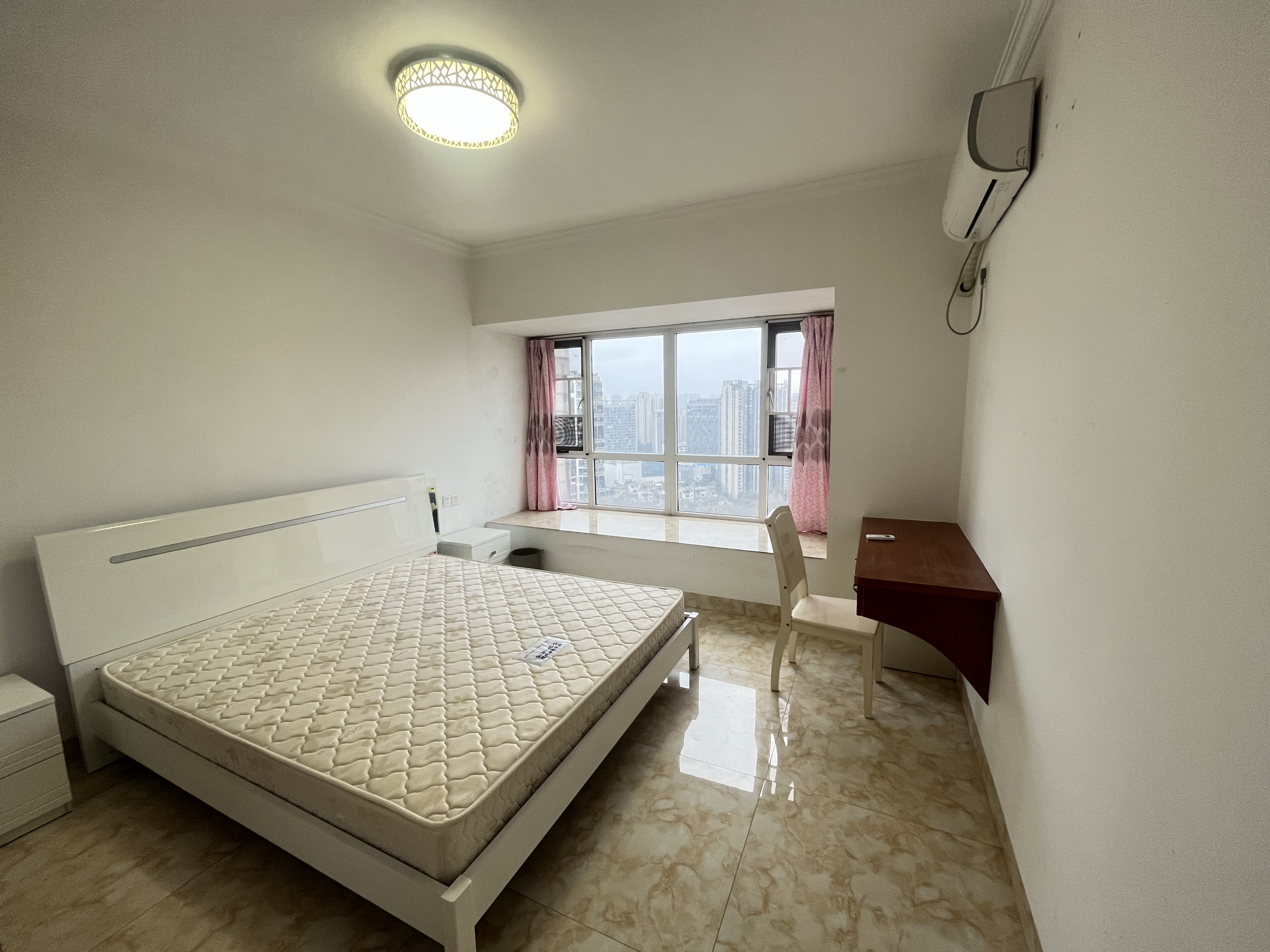 美的城三期 3室2厅1卫 62.00万 美的城三期 3室2厅1卫 62.00万室内图