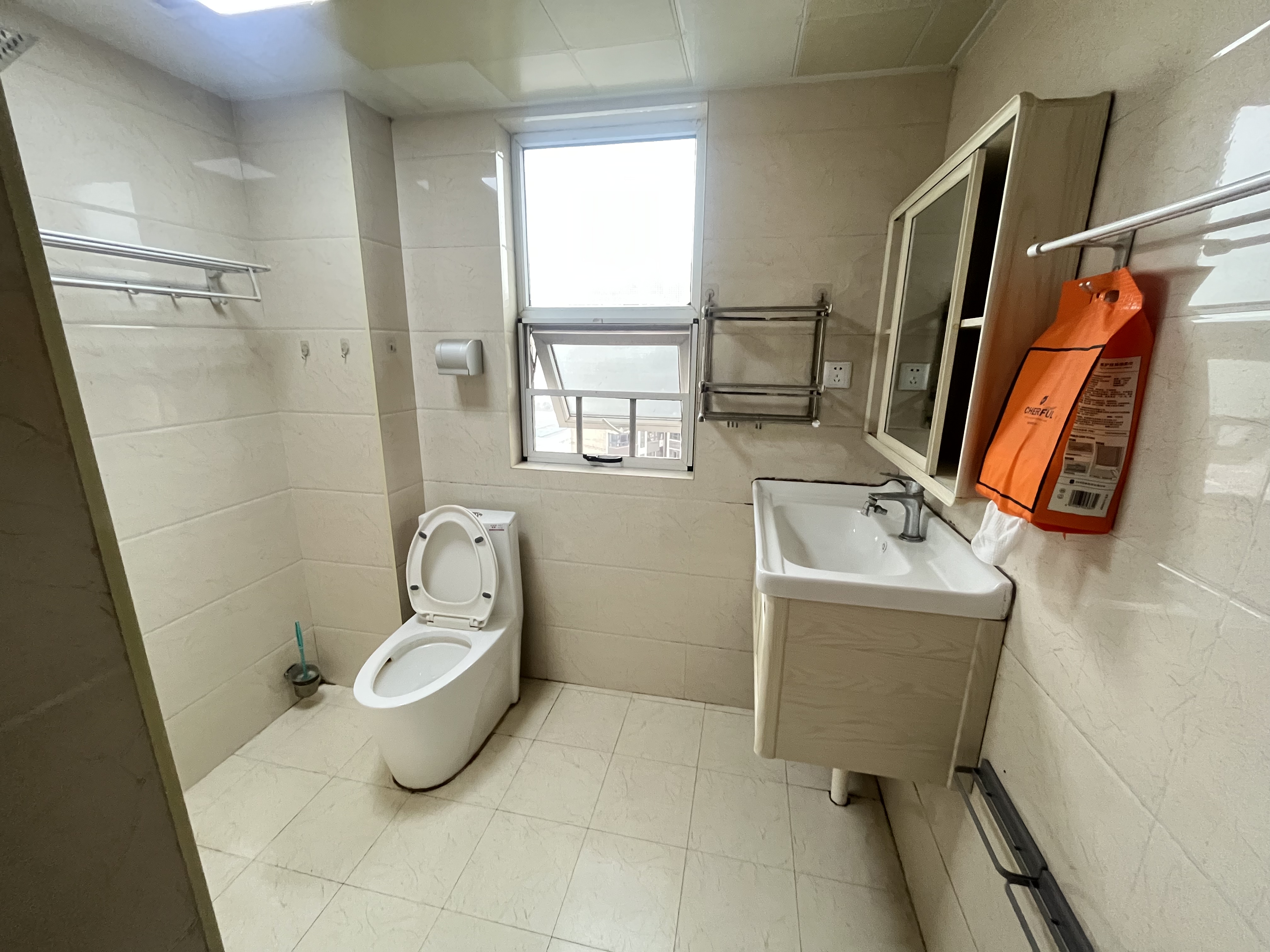 美的城三期 3室2厅1卫 62.00万 美的城三期 3室2厅1卫 62.00万室内图