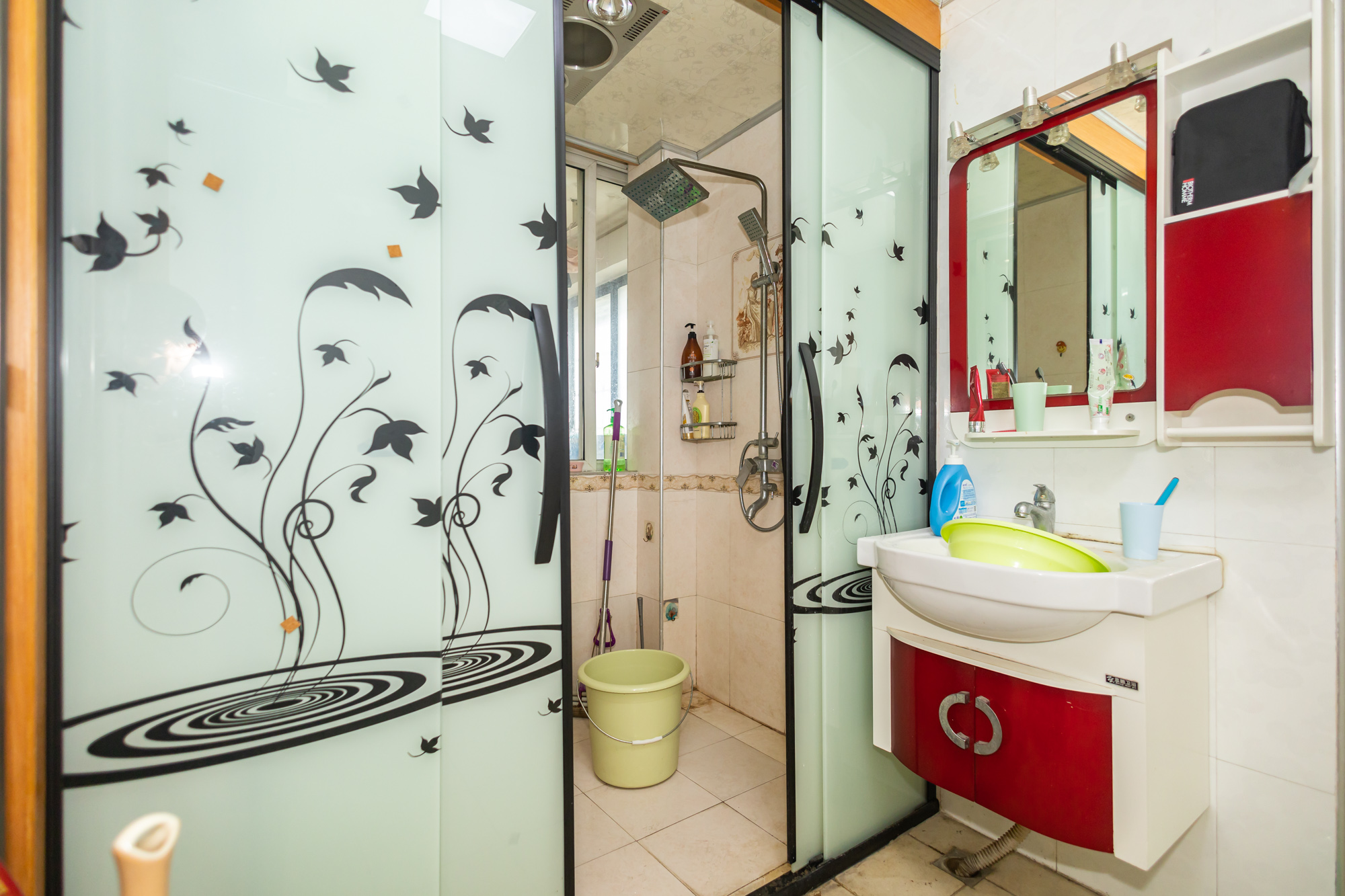 长沙县公安局单位房  3室2厅1卫    66.8万 长沙县公安局单位房  3室2厅1卫    66.8万卫生间