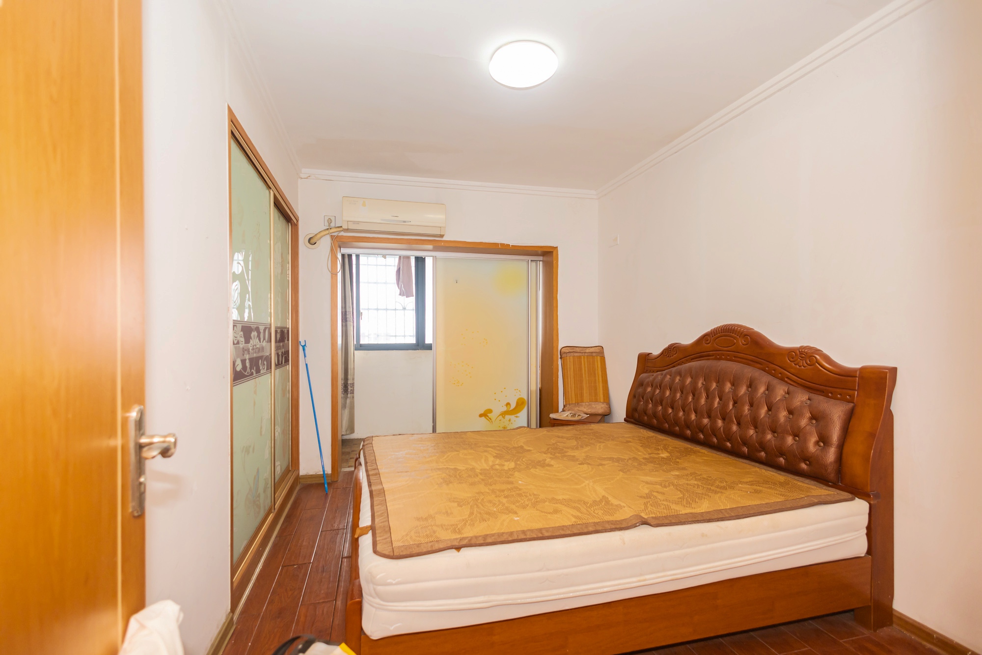 长沙县公安局单位房  3室2厅1卫    66.8万卧室