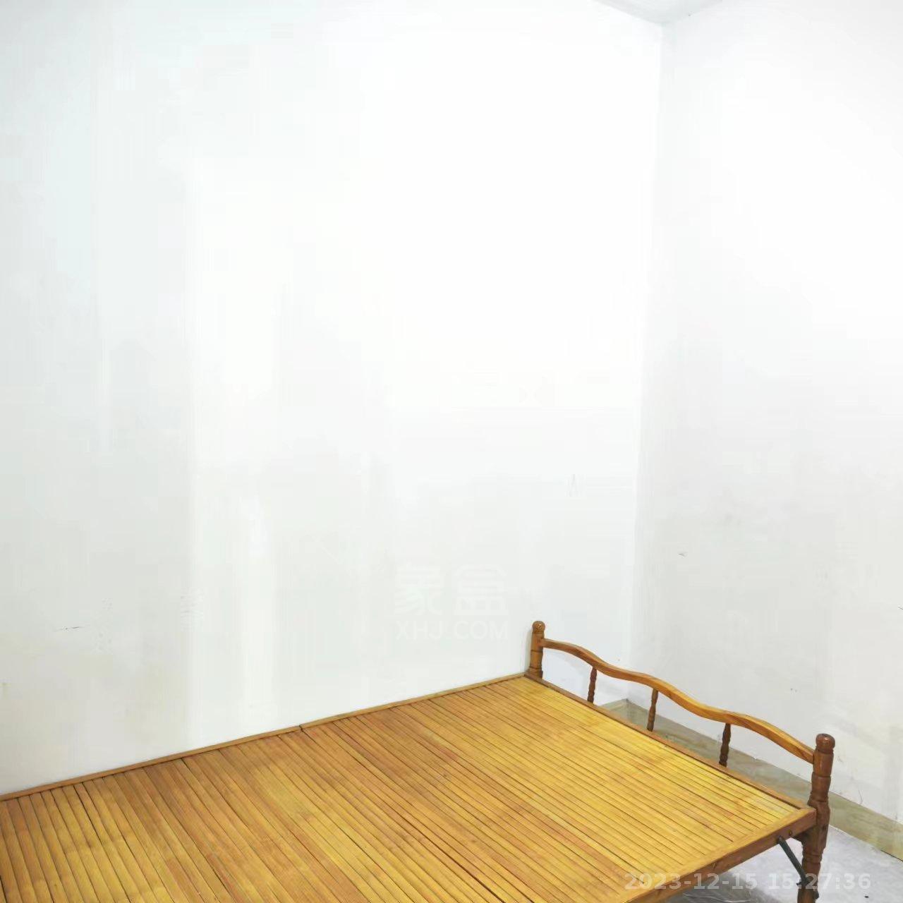 兰馨栗园 2室2厅2卫 1300.0元/月 兰馨栗园 2室2厅2卫 1300.0元/月室内图