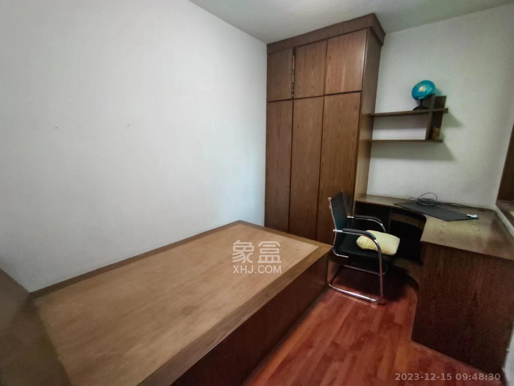 咸嘉新村嘉文苑 3室2厅1卫 2300.00元/月 咸嘉新村嘉文苑 3室2厅1卫 2300.00元/月室内图