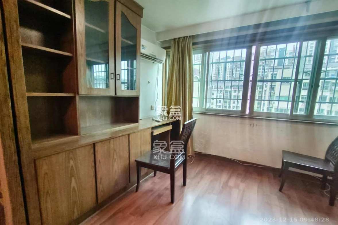 咸嘉新村嘉文苑 3室2厅1卫 2300.00元/月 咸嘉新村嘉文苑 3室2厅1卫 2300.00元/月室内图