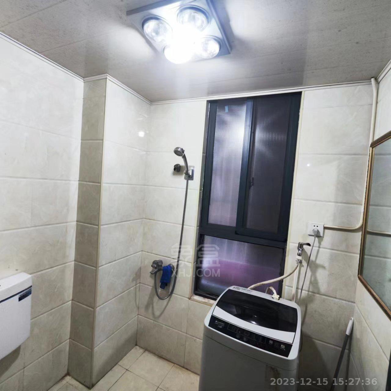 兰馨栗园 2室2厅2卫 1300.0元/月 兰馨栗园 2室2厅2卫 1300.0元/月室内图