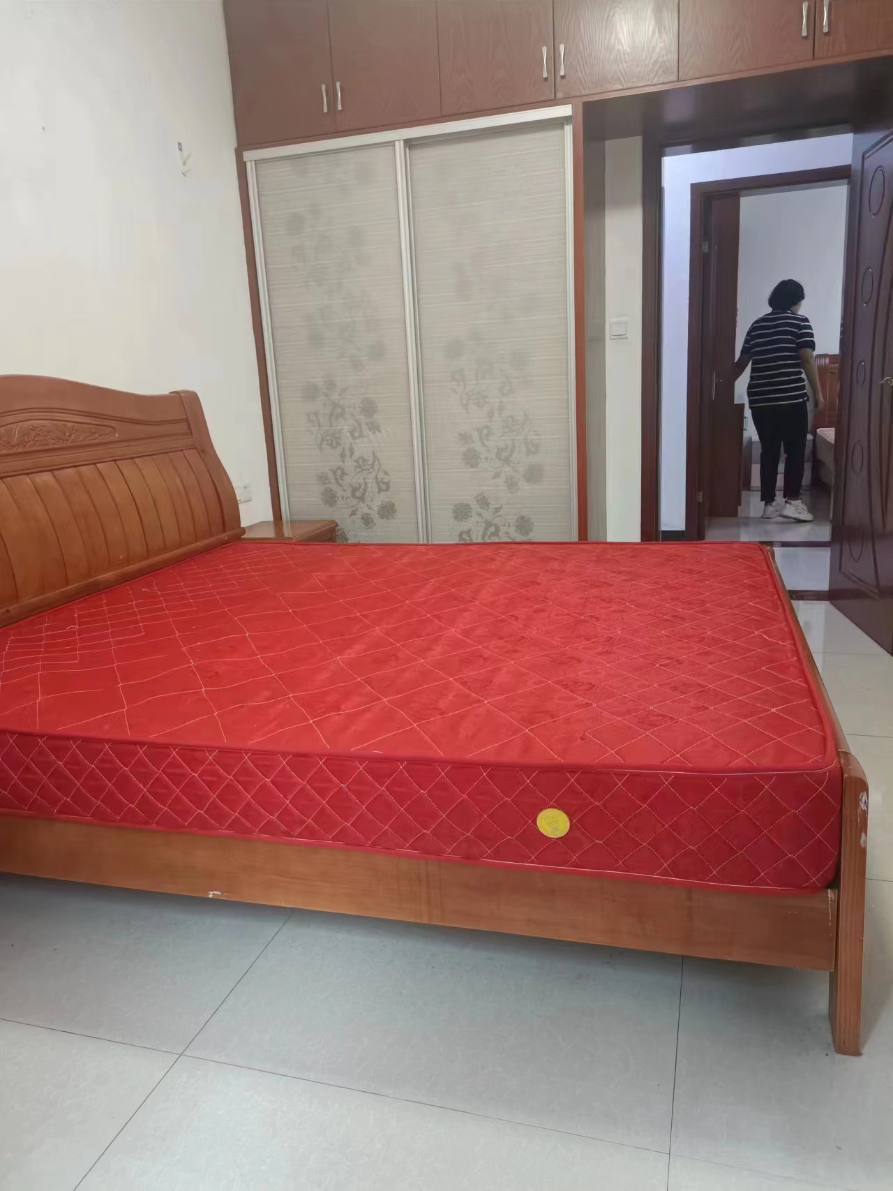明兴翰苑一期  3室2厅2卫   2100.00元/月室内图