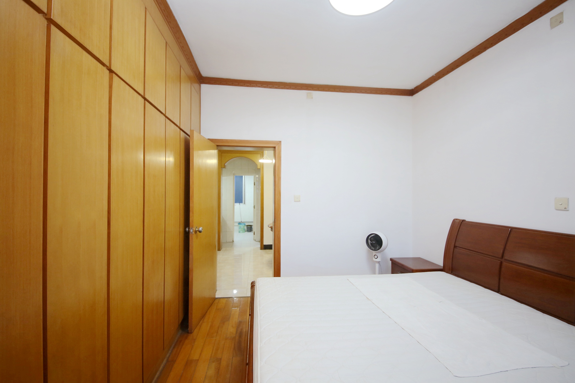 安全厅宿舍阳光小区（湘湖渔场阳光小区)  3室2厅1卫   91.00万卧室