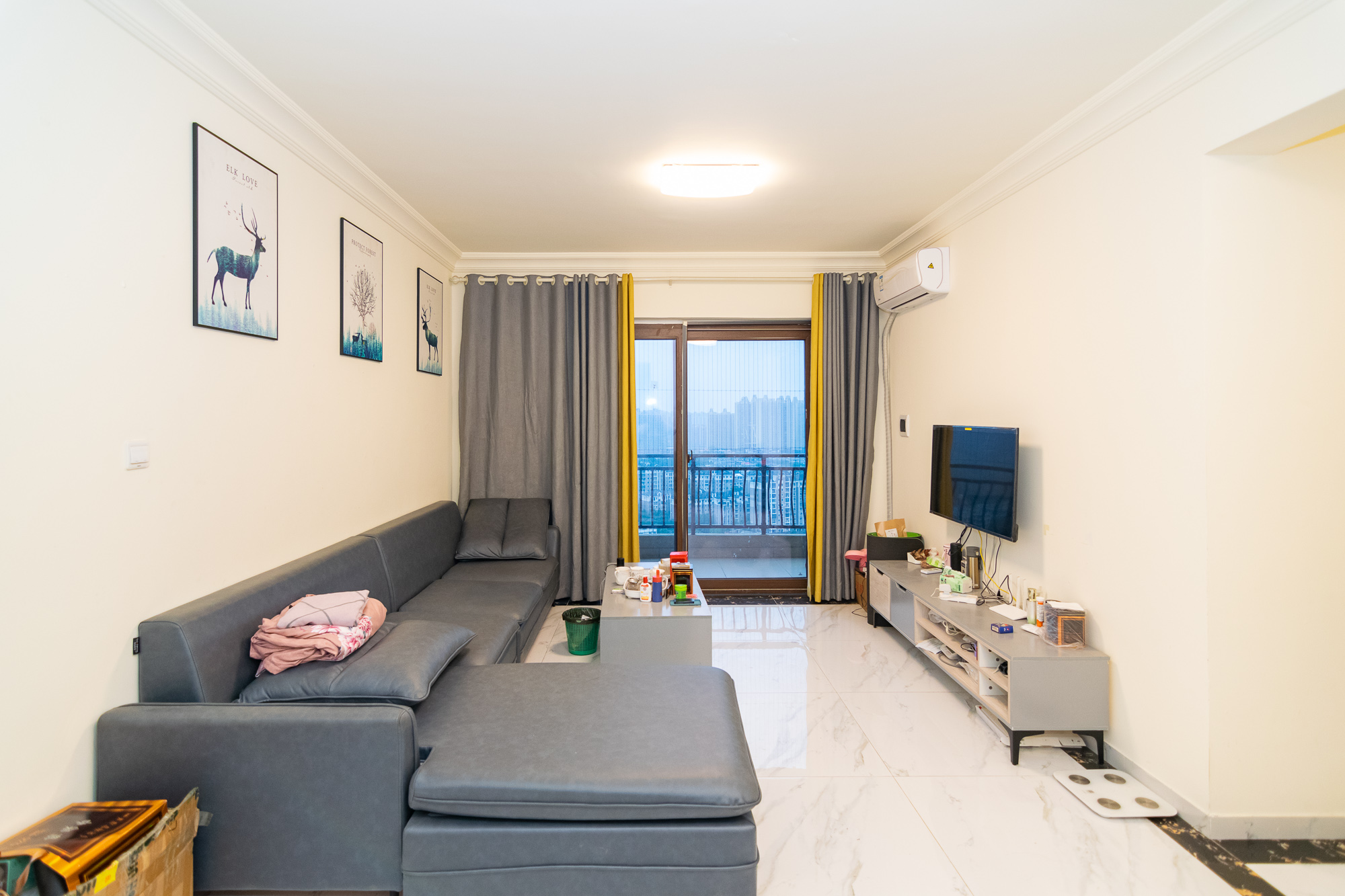 碧桂园高尔夫花园  3室2厅2卫    89.8万客厅