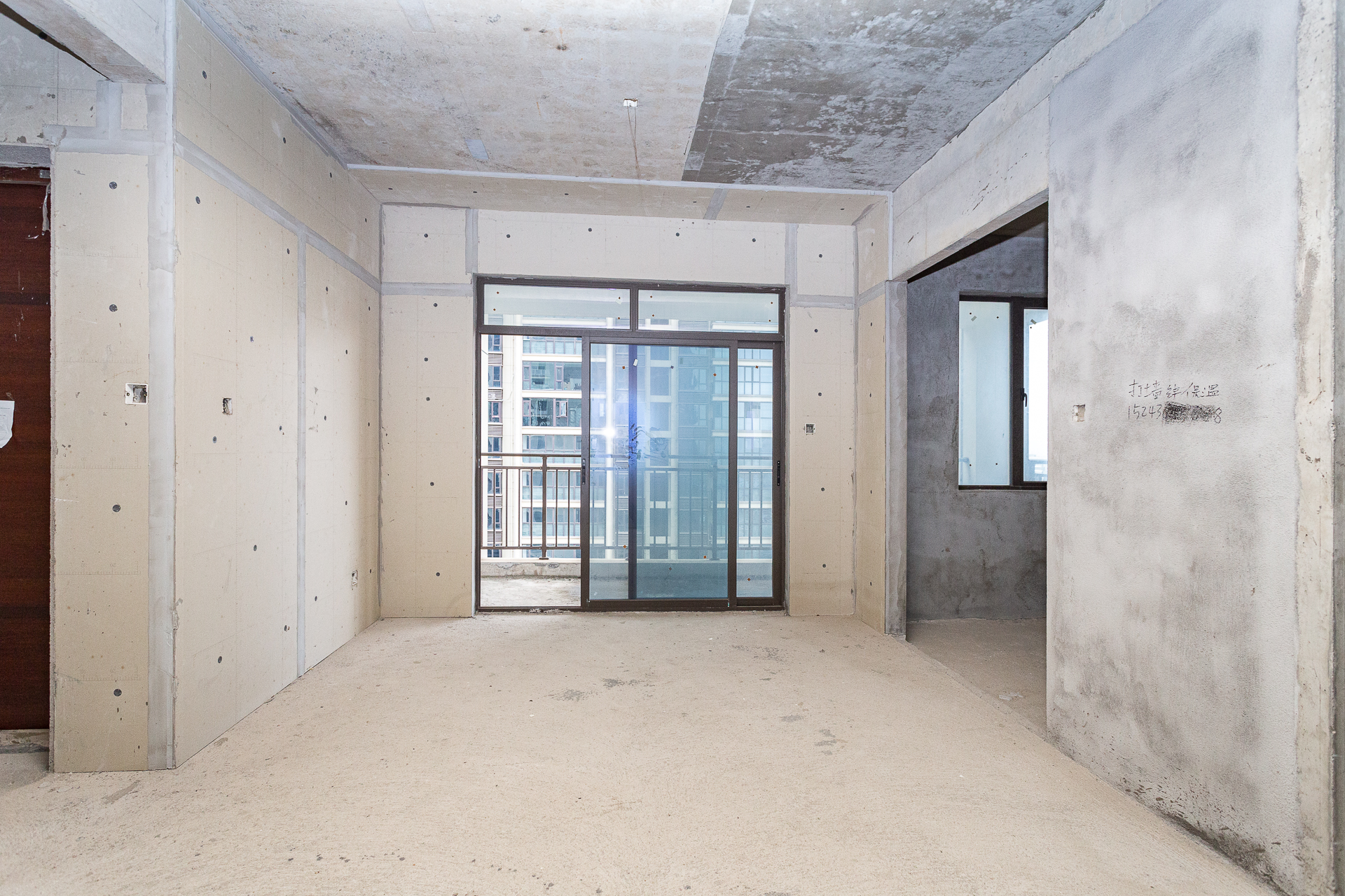 润和湘江天地E区  4室2厅3卫    319.0万 润和湘江天地E区  4室2厅3卫    319.0万其他