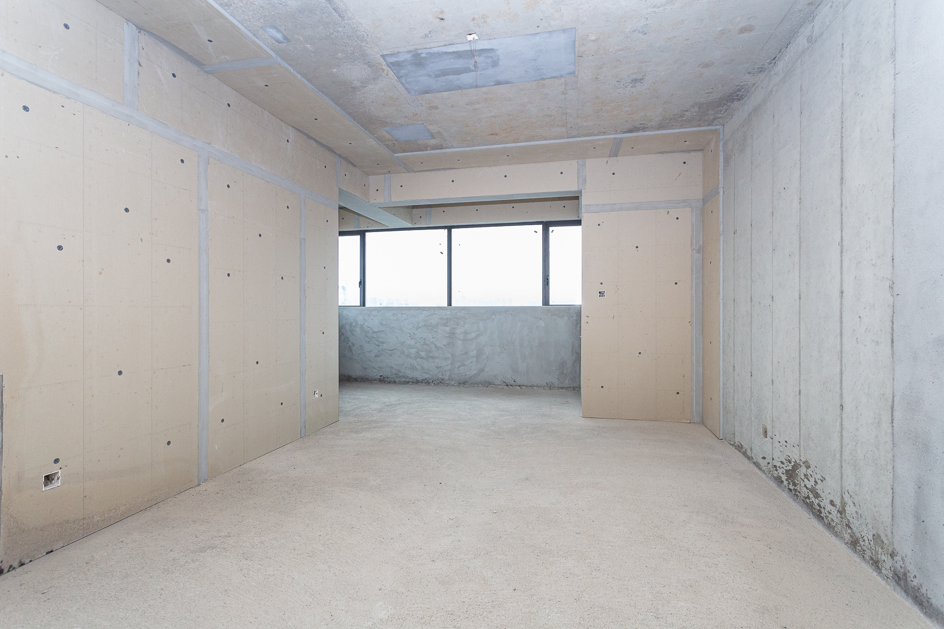 润和湘江天地E区  4室2厅3卫    319.0万 润和湘江天地E区  4室2厅3卫    319.0万卧室